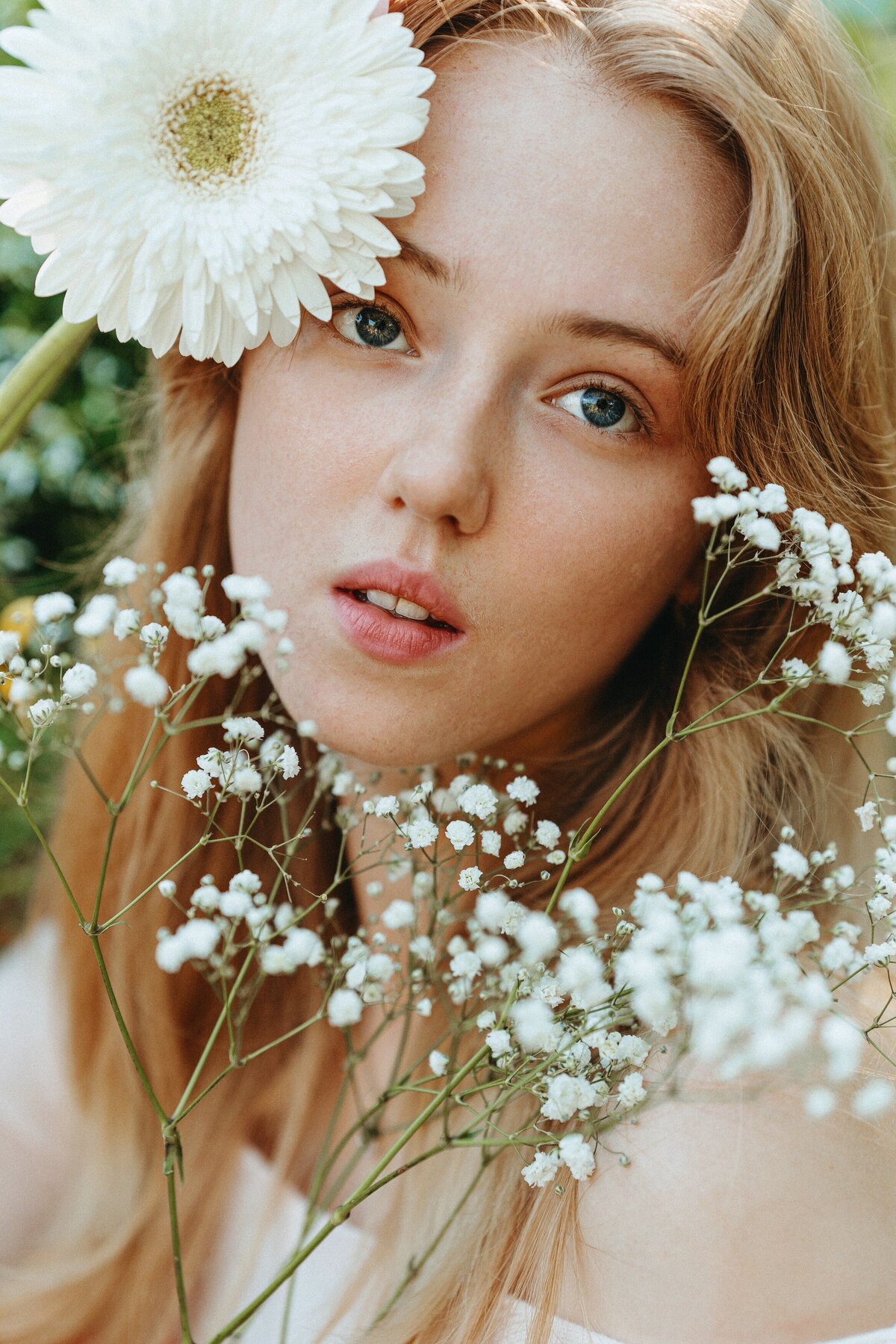 glamorous-blond-beauty-portrait-montreal1