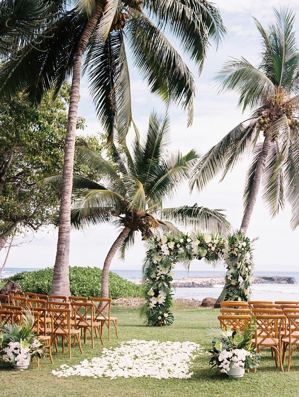 Maui-Hawaii-Wedding-Timeless-Elegance-Bre-Jane-Photography-10