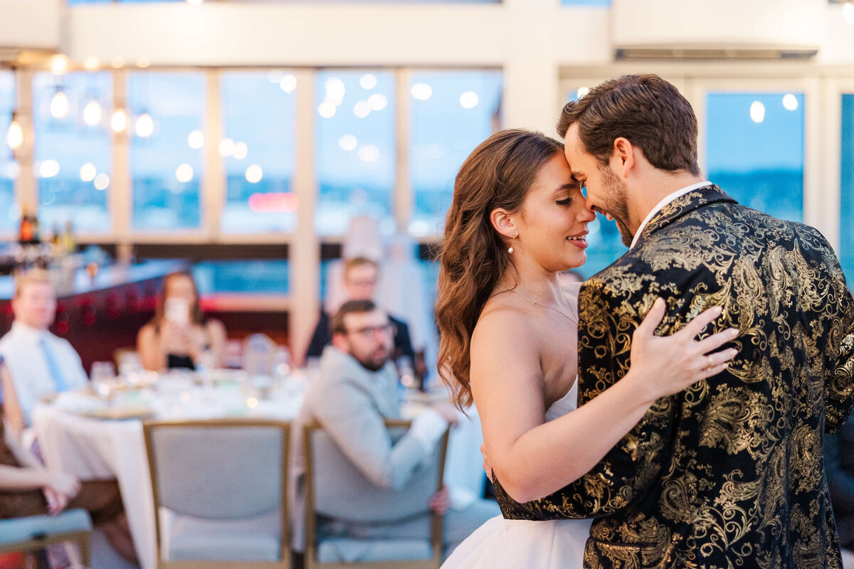 lytle-park-hotel-wedding (24)