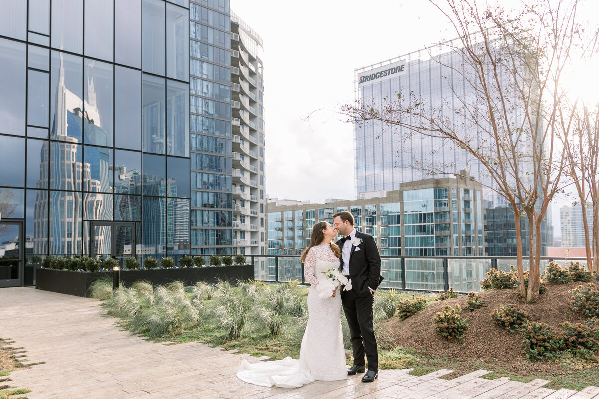 HOP_Downtown-Nashville-Wedding-Four-Seasons