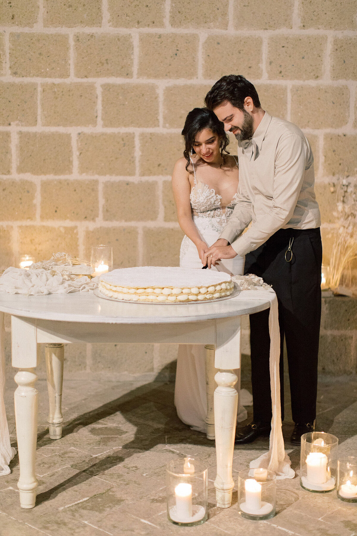 Maïlys Fortune Photography Husband Wife Wedding Weddings Photography France Switzerland Italy Timeless Dreamy Imagery Bilingual French English Destination Weddings Destination Wedding Provence French Riviera Paris Lake Como Tuscany155