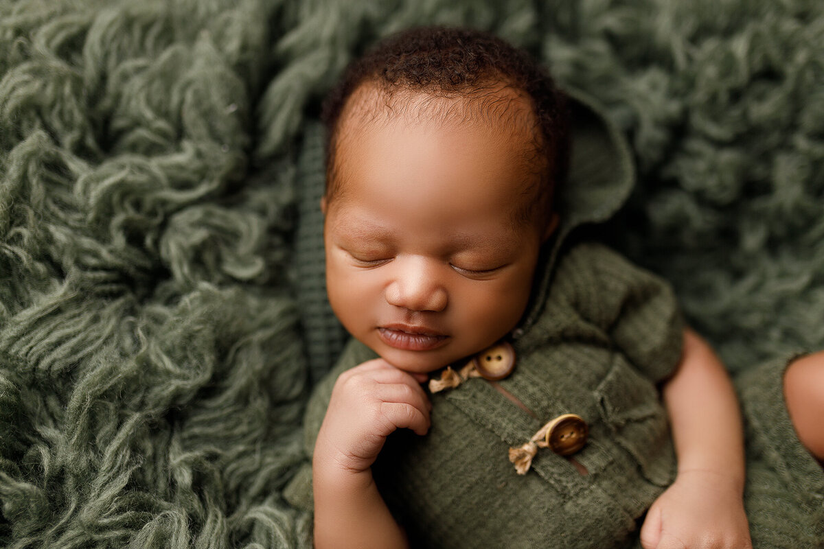 McDonough newborn photographer, Atlanta Newborn Photographer, Fayetteville newborn Photographer, Peachtree city newborn photographer, Hampton ga newborn photographer, marietta ga newborn photographer