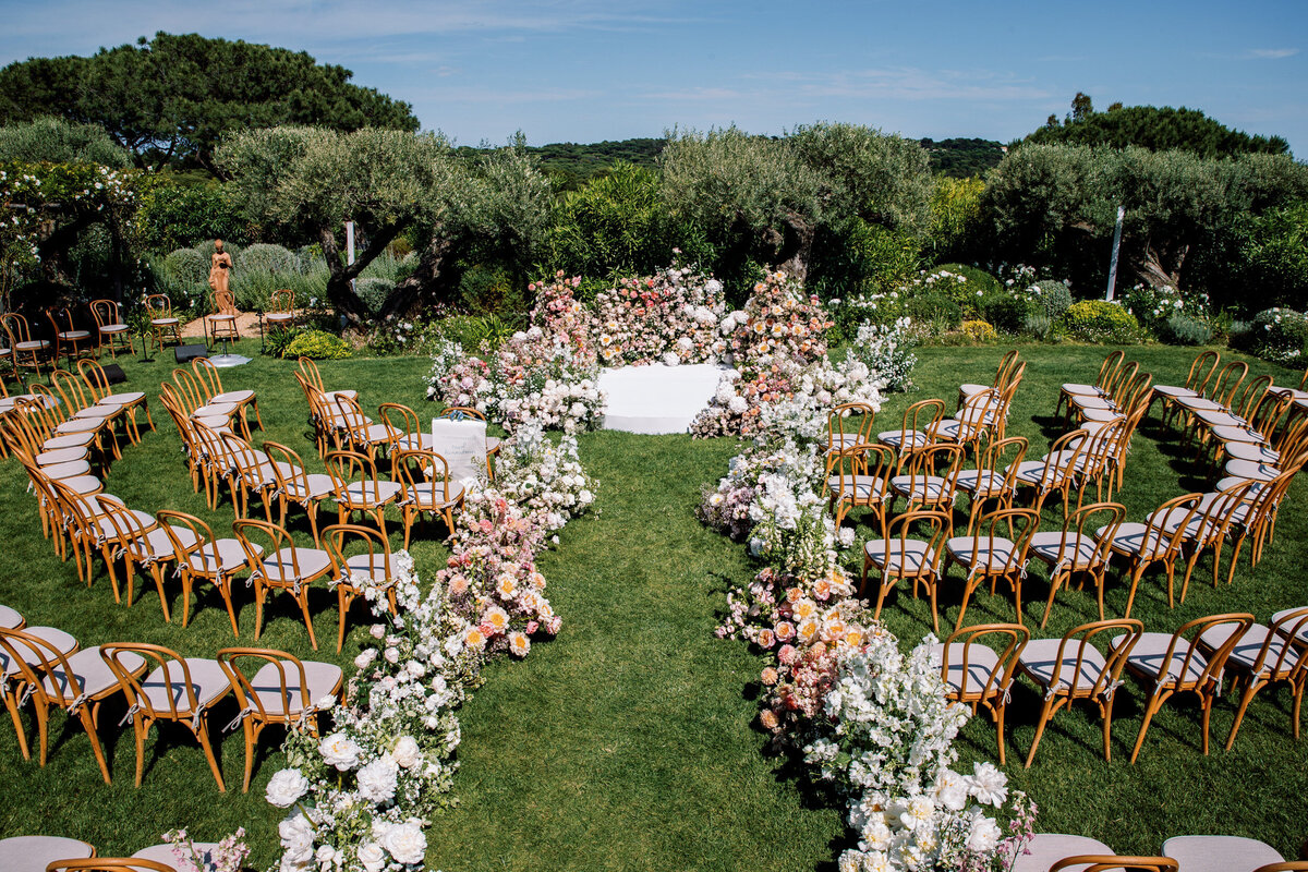 Chateau-de-Messardiere-wedding-Floraison7