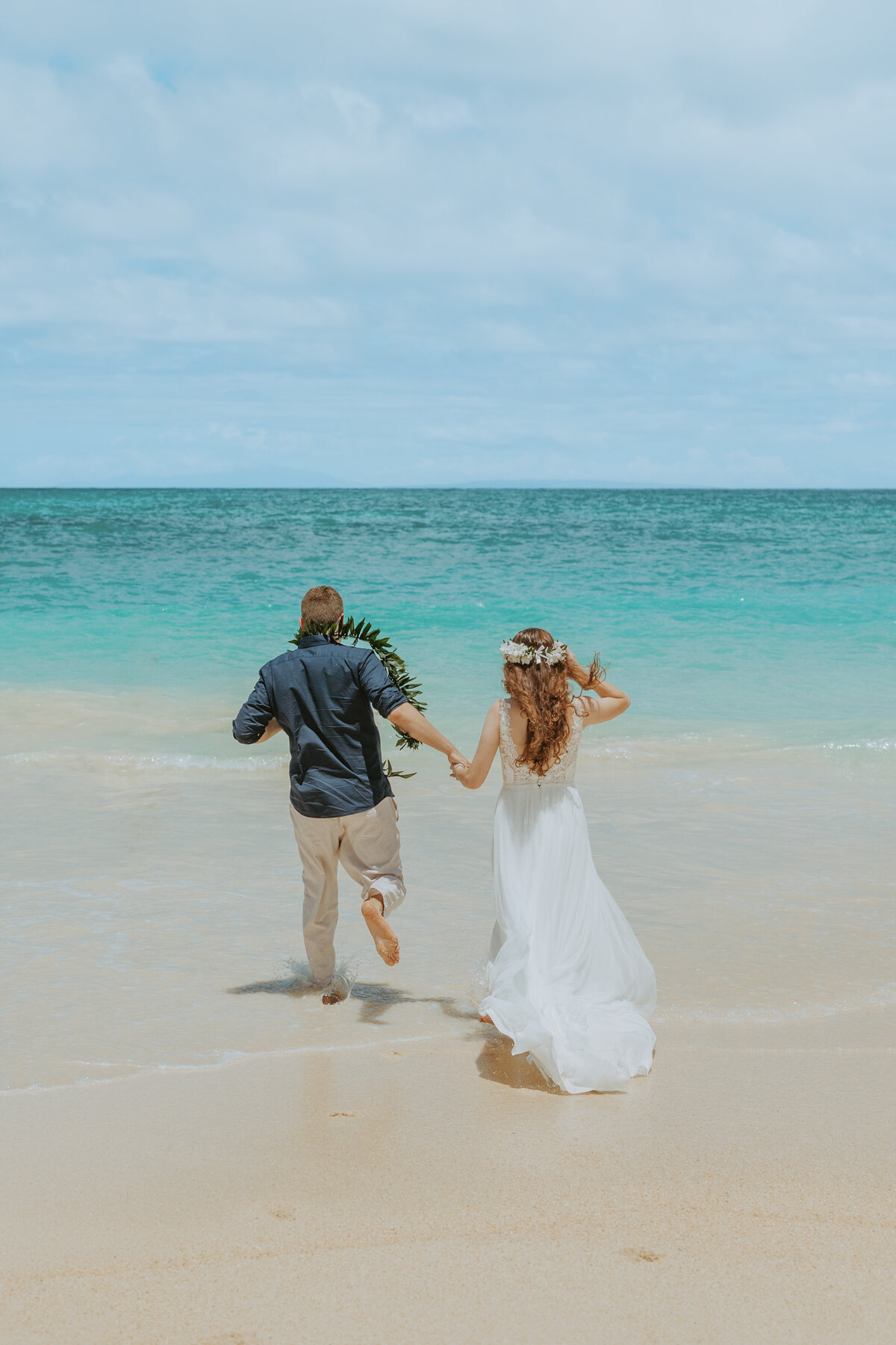 Oahu beach wedding