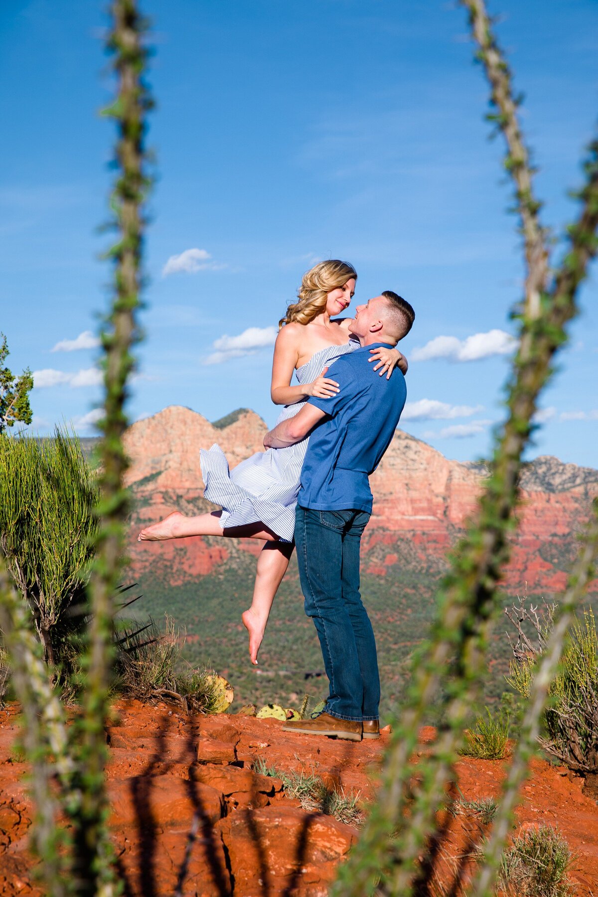 Cathedral_Rock_Engagement_Session_Danielle_Holman_Wedding_Photography_0005