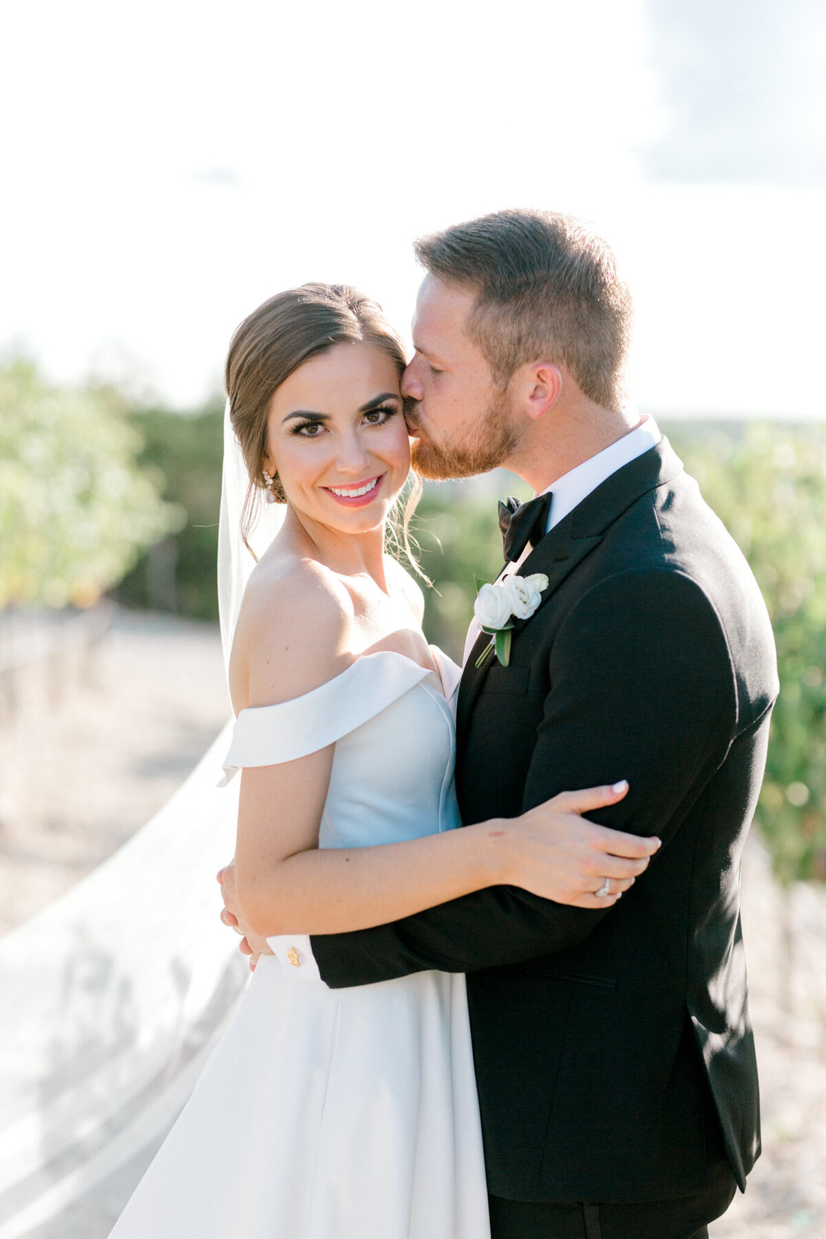 Lexi Broughton & Garrett Greer Wedding at Dove Ridge Vineyards | Sami Kathryn Photography | Dallas Wedding Photography-137