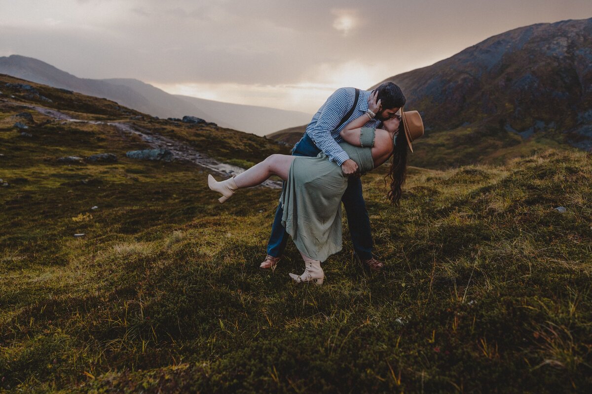 031022AlaskaEngagementHatcherPass_101
