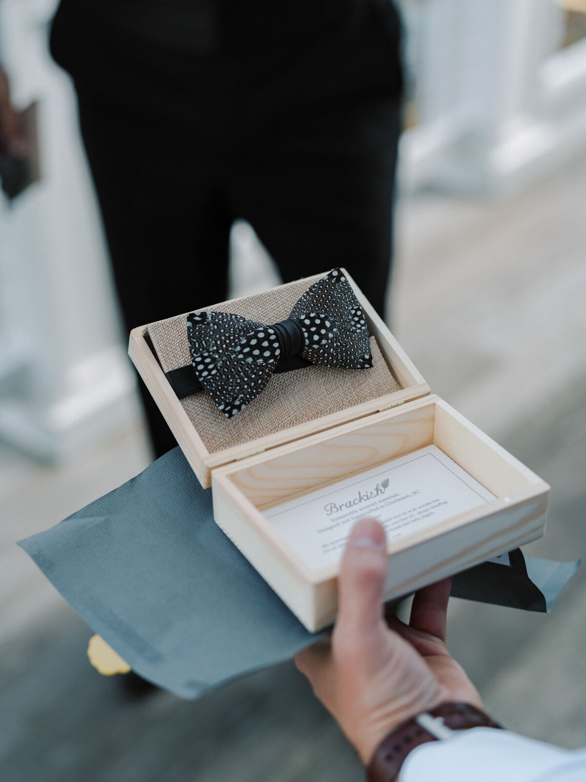 figure-eight-island-yacht-club-wedding-016