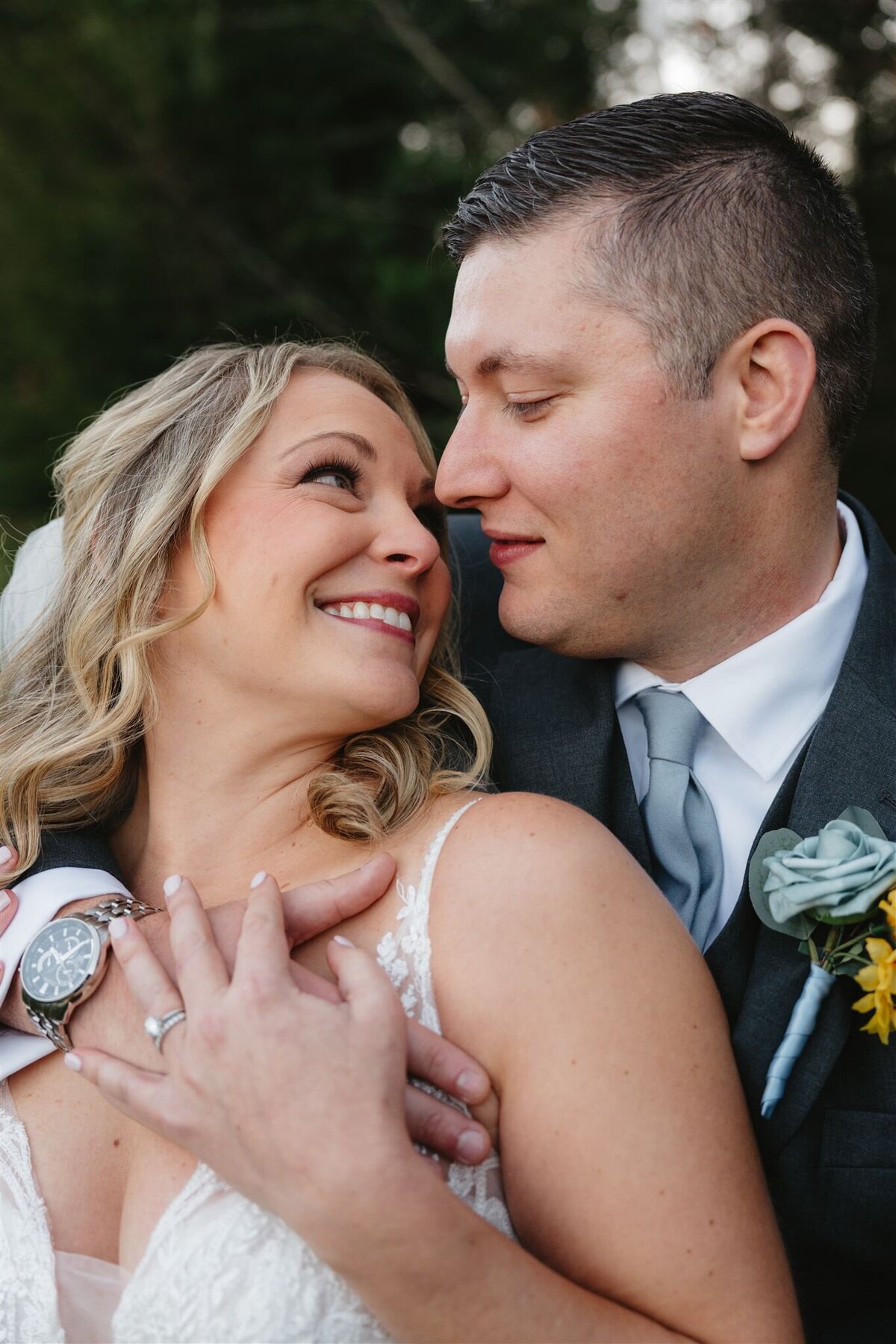 Courtney&Colin-Wedding-Barn-At-Bull-Meadow-33_websize
