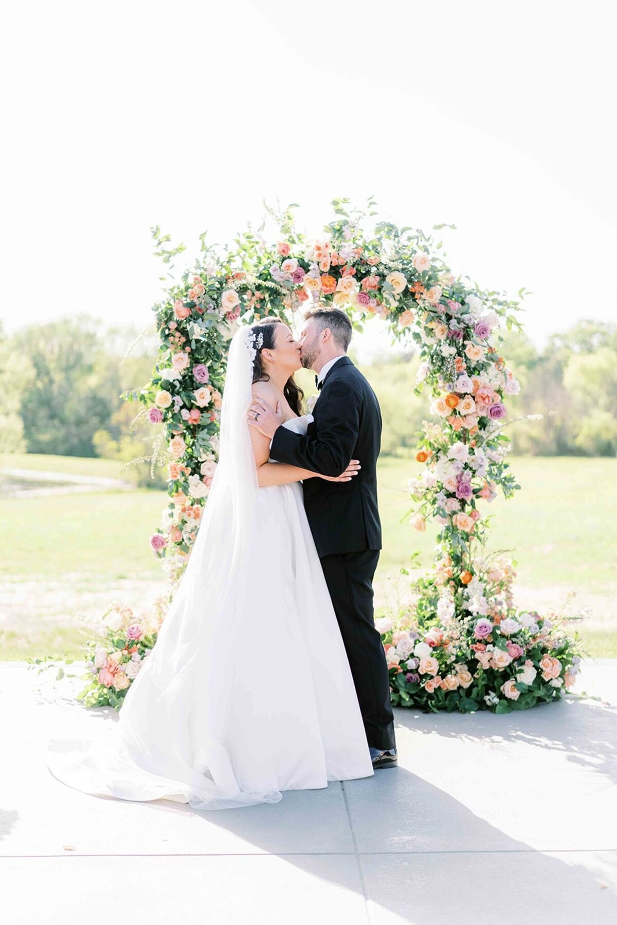 texas-sunset-wedding-flowers-tamara-menges-designs-49