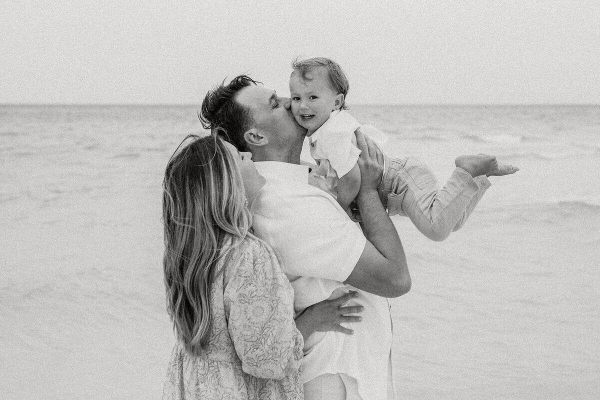 30ASEASIDEGRAYTONFAMILYBEACHPHOTOGRAPHER467