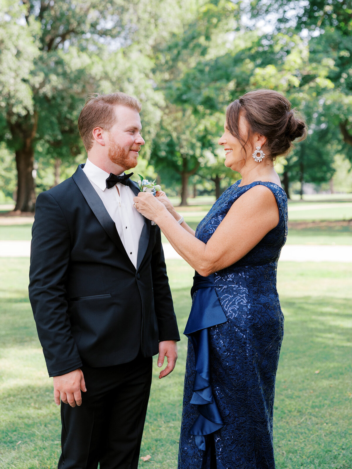 Arkansas Inn at Carnall Hall Wedding | Shalae Byrd-47