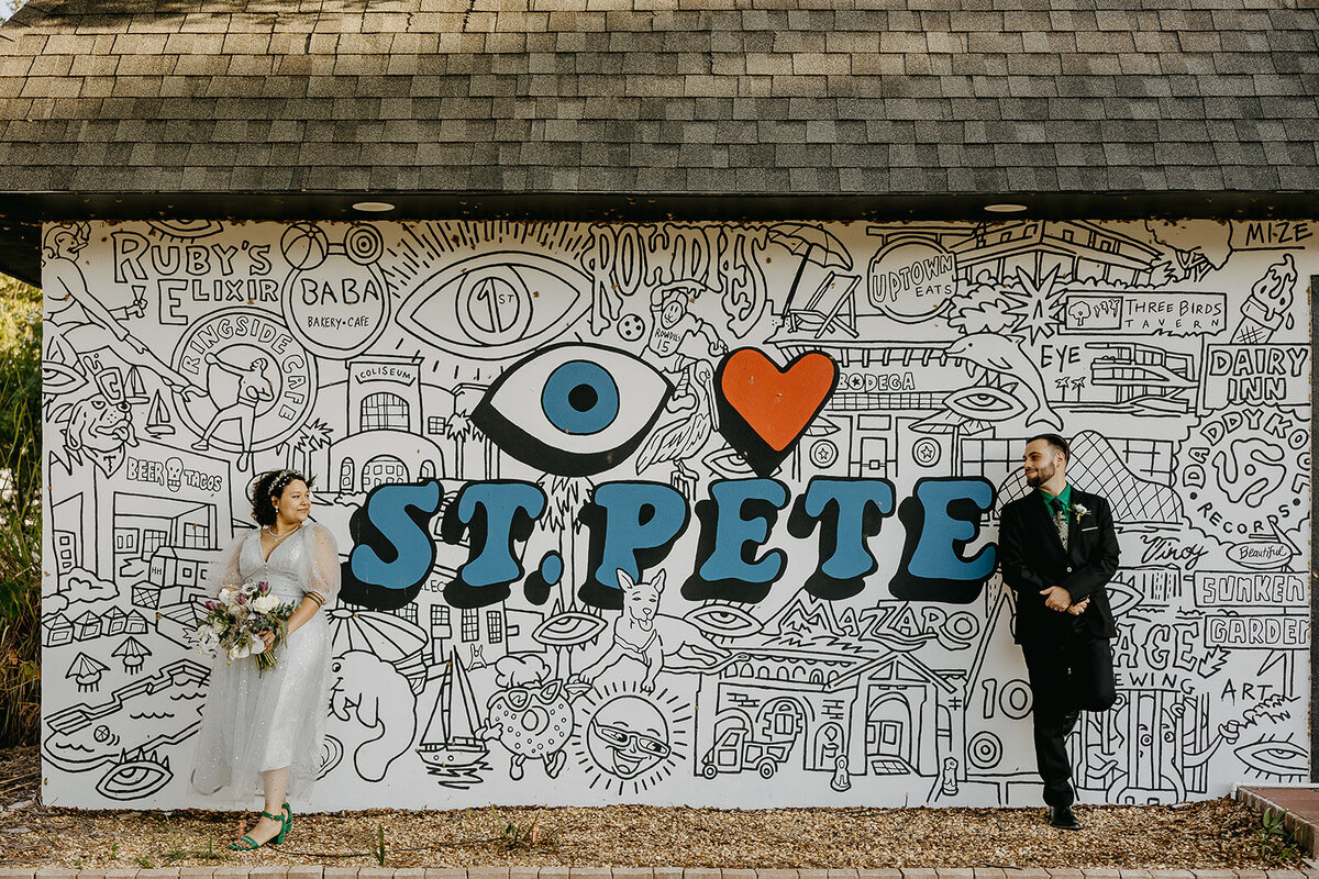 rad-red-creative-wild-roots-elopement-chantilly-chic-celebrations-15