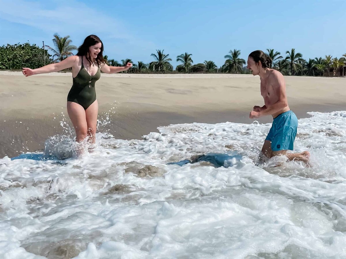 Photographer-for-Puerto-Escondido-Oaxaca-Mexico-Adventure-Luxe-Beach-Elopement-Wedding-Experience-Soul-and-Sky-Weddings-3