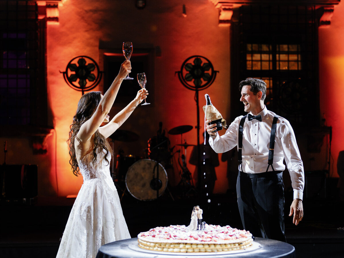 202-Wedding-Cake-Cutting-Villa-Corsini-Florence