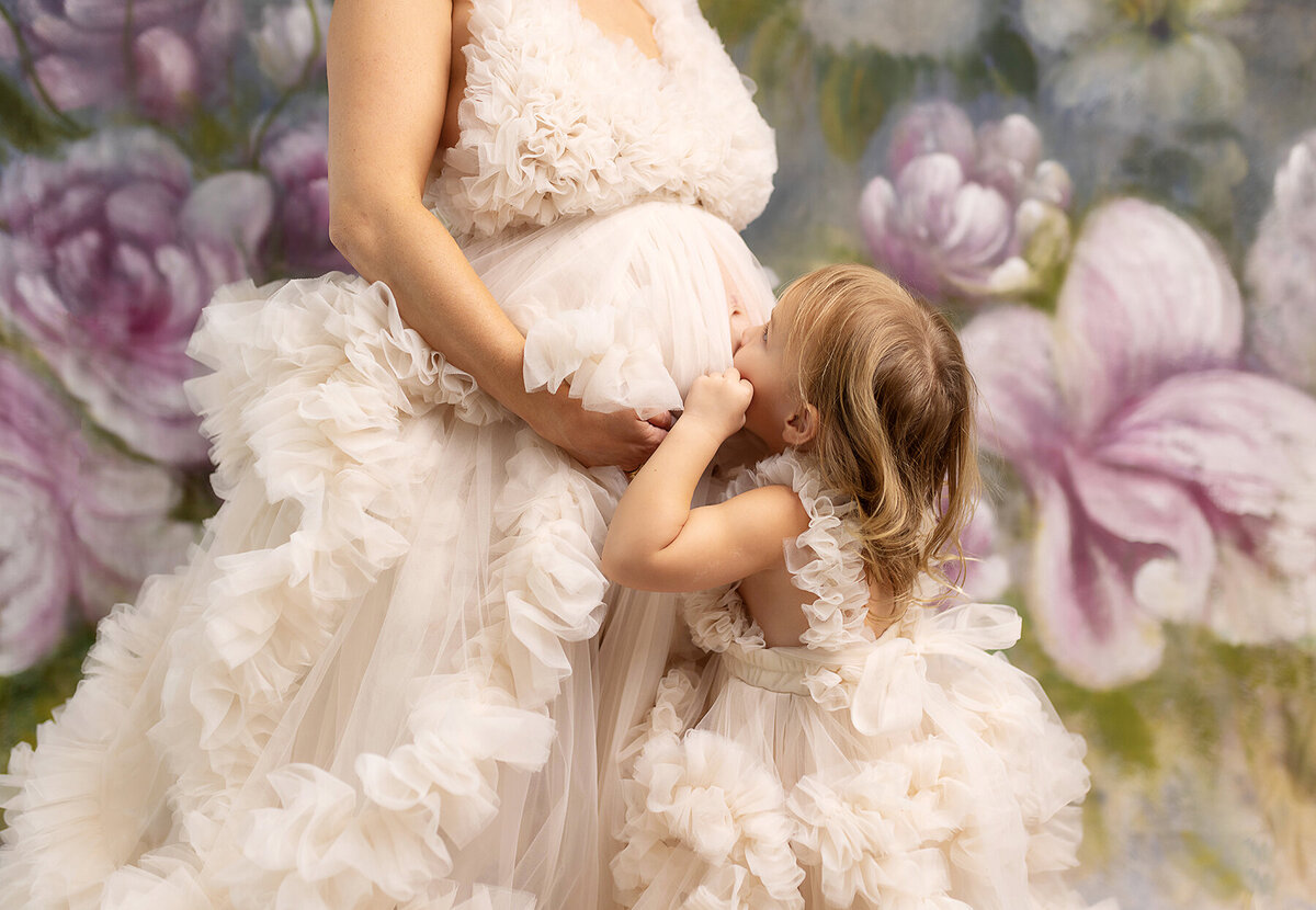 Jenny Havens Photography Dallas Texas Newborn Photographer Studio Motherhood Family Baby Custom Heirloom Imagery Light Airy Luxury JHP 09.17.22 54 WEB