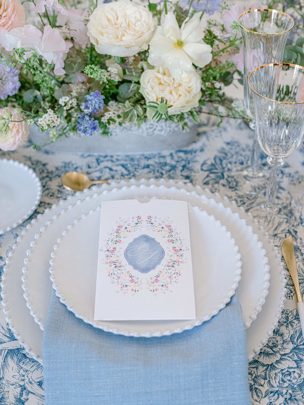 Chateau-de-Ferriere-Wedding-table-design-9