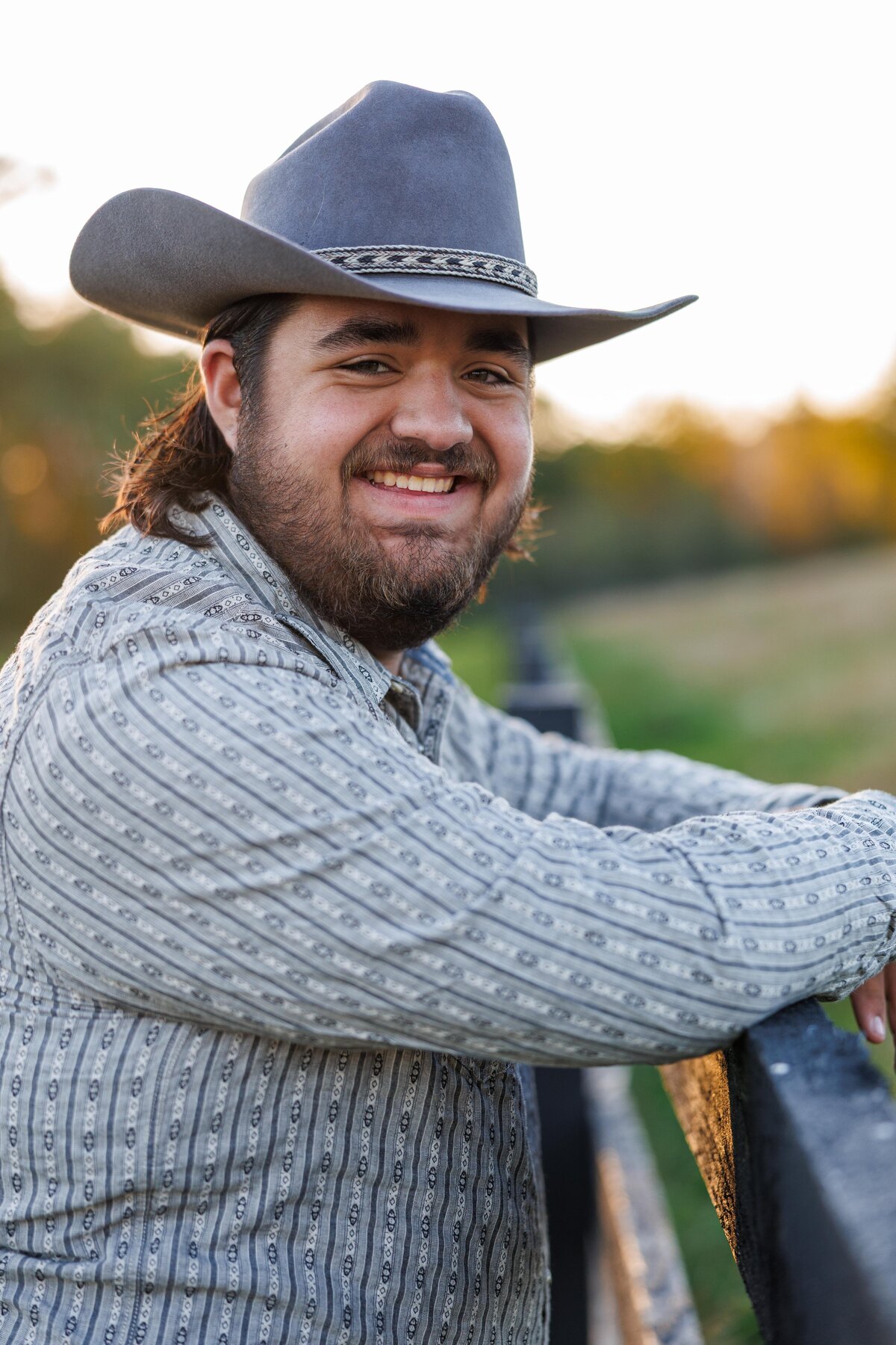 145-CalebJacob-Senior-Photographer-St-Cloud-Brainerd-MN-MindiJenningsPhotography