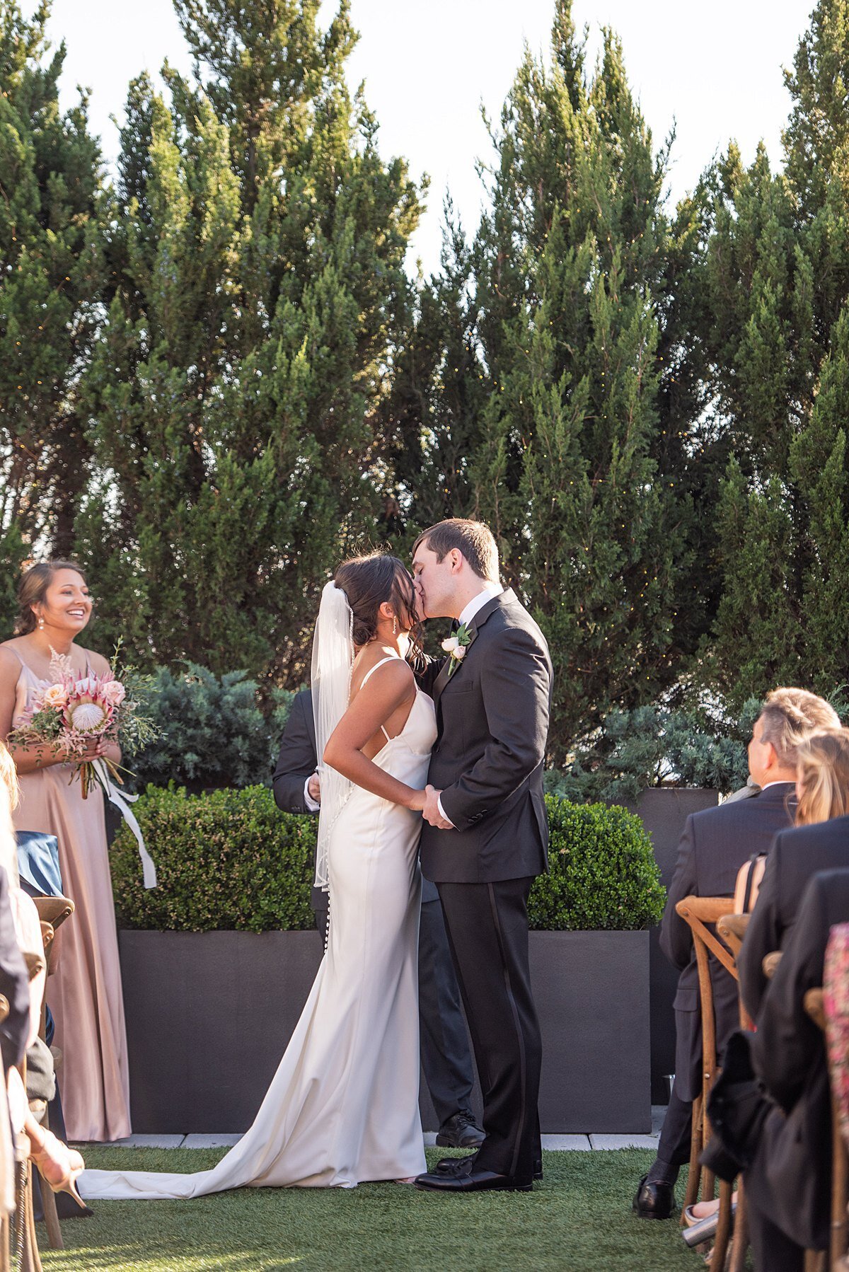 Bride-groom-wedding-greenville-sc-avenue-roof