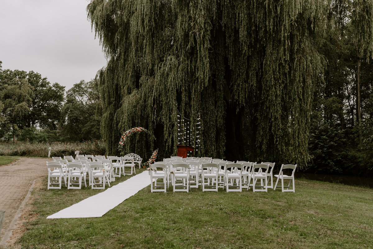 Trouwfotograaf in Zeeland. De leukste trouwlocaties in Zeeland vind je in deze blog. Door everatilroefotografie, trouwfotograaf in Middelburg,Zeeland