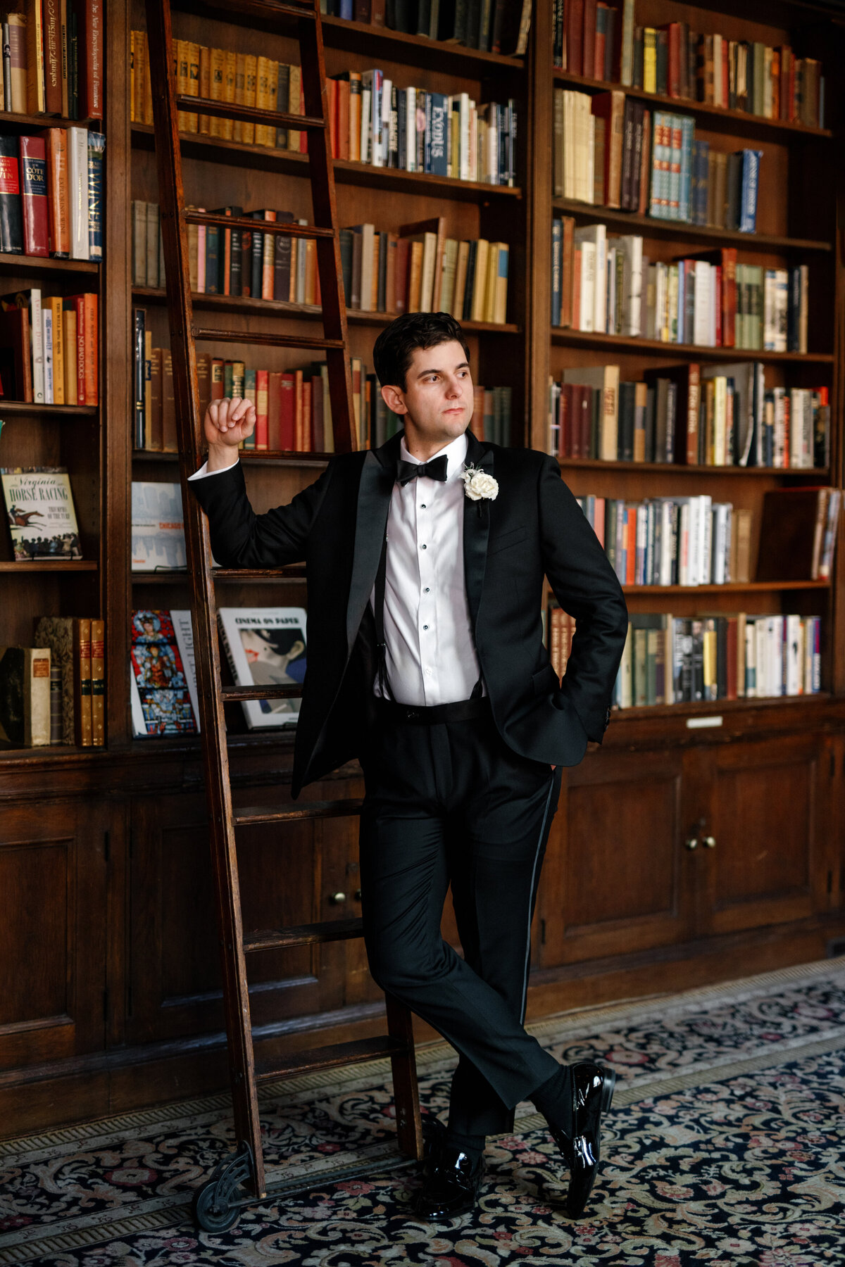 Aspen-Avenue-The-Berlez-Chicago-Wedding-Photographer-Clementine-Custom-Events-Racquet-Club-of-Chicago-Avant-Gardenia-Posh-Production-Cagen-Orchestra-Nika-Vaughan-BBJ-La-Tavola -Vogue-Editorial-High-Fashion-Fine-Art-Luxury-Journalism-81