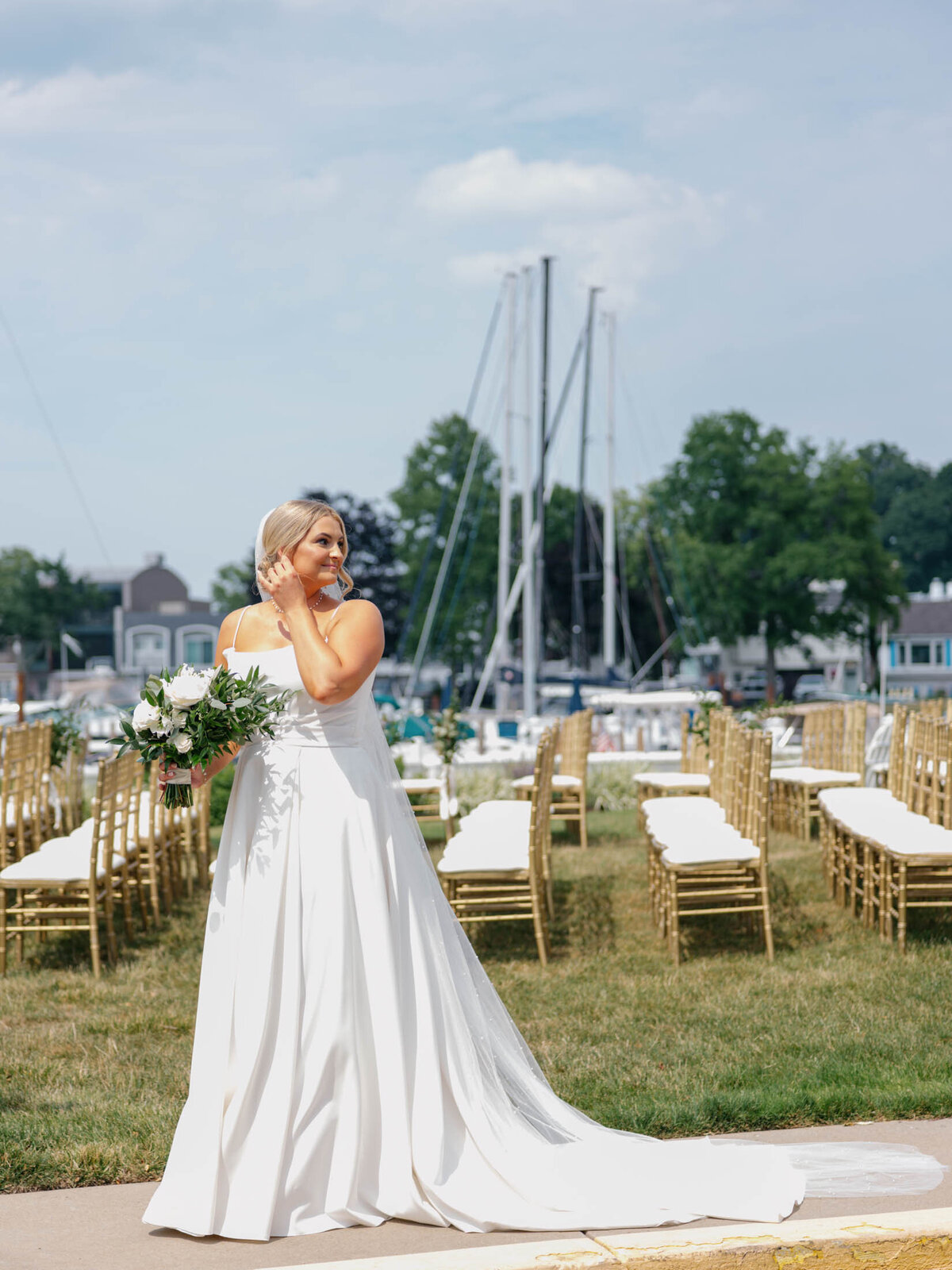 Timeless bridal portrait at Cleveland Yachting Club