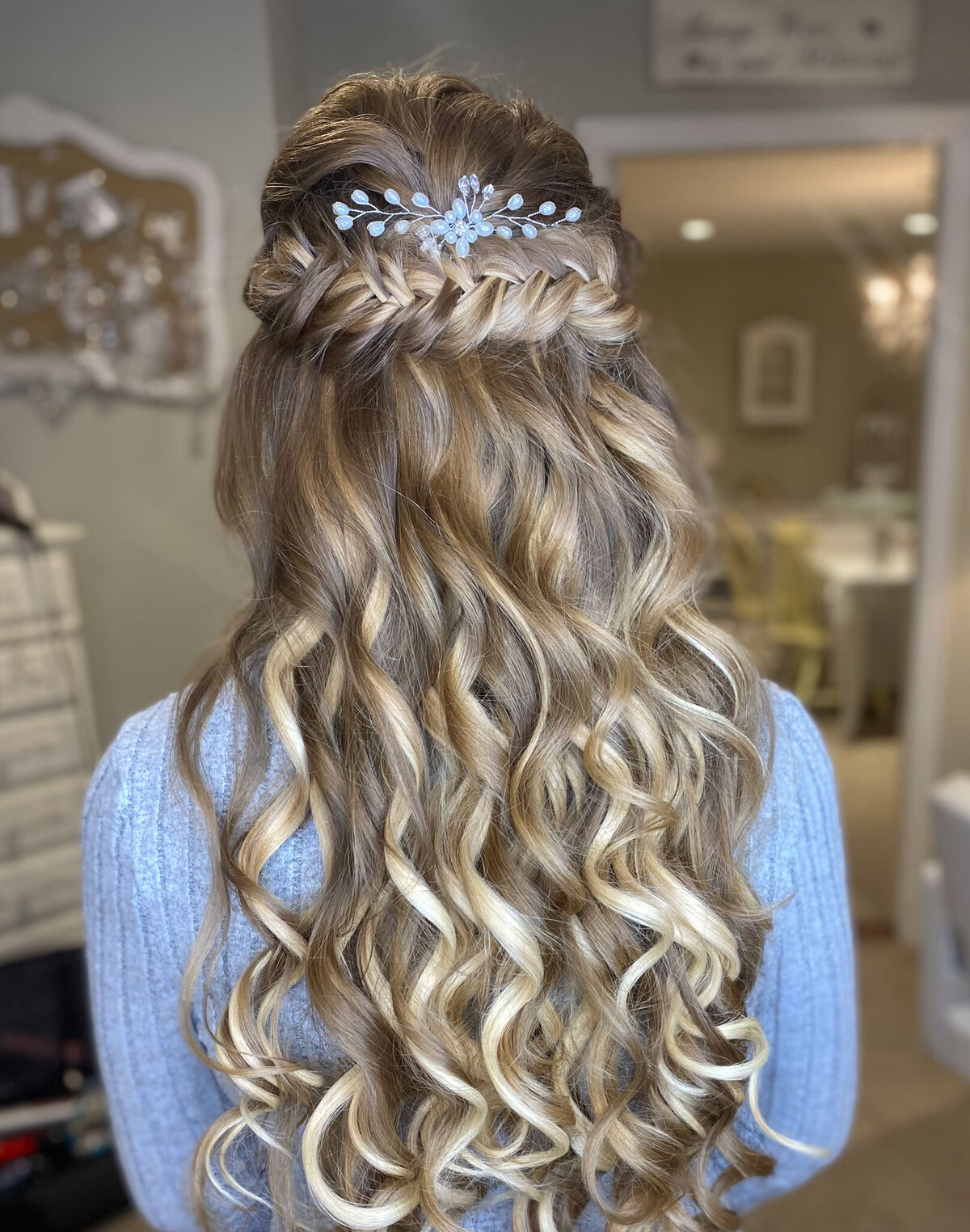 shelton-ct-bridal-hair-look-book-blonde