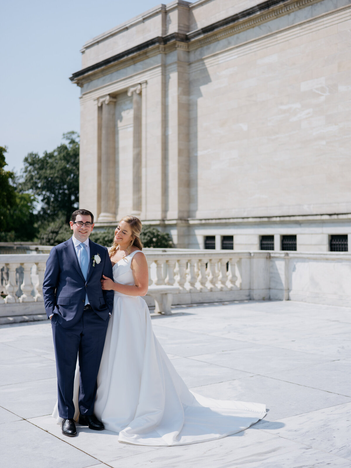 bride-groom-wedding-portrait-cleveland-art-muesum-7