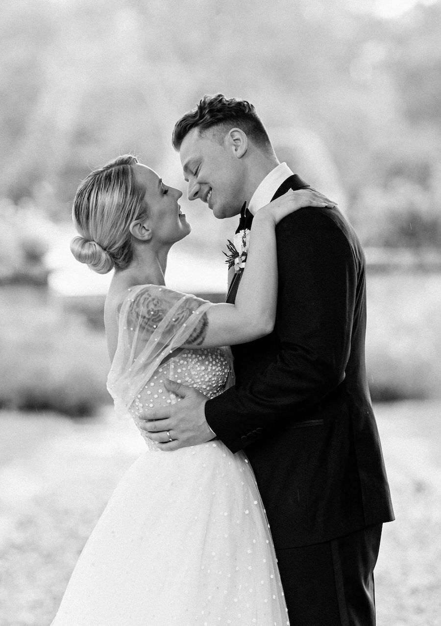 Nicola-Campbell-Timeless-Wedding-Photographer-Scotland-Errol-Park-Siobhan&Cameron-45