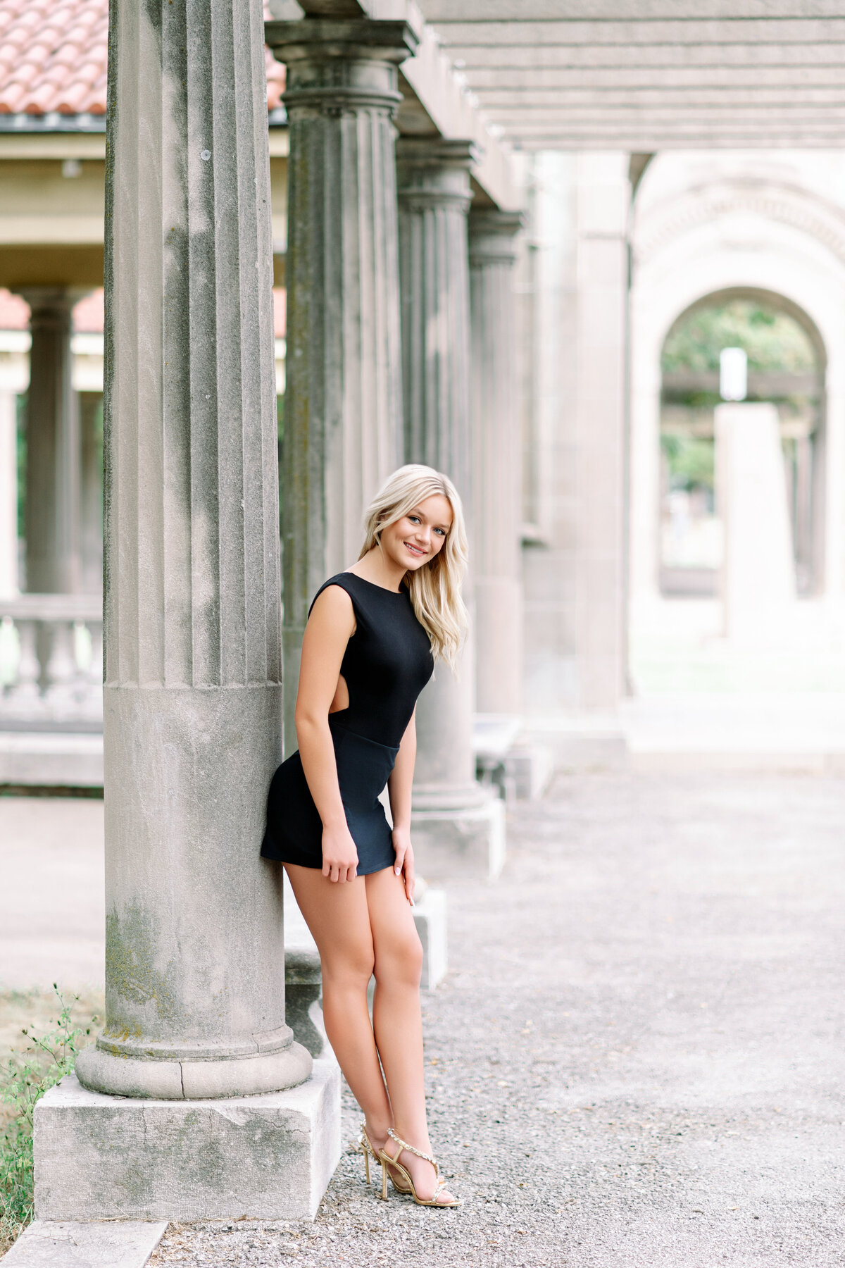 Kansas City Senior Pictures at a park