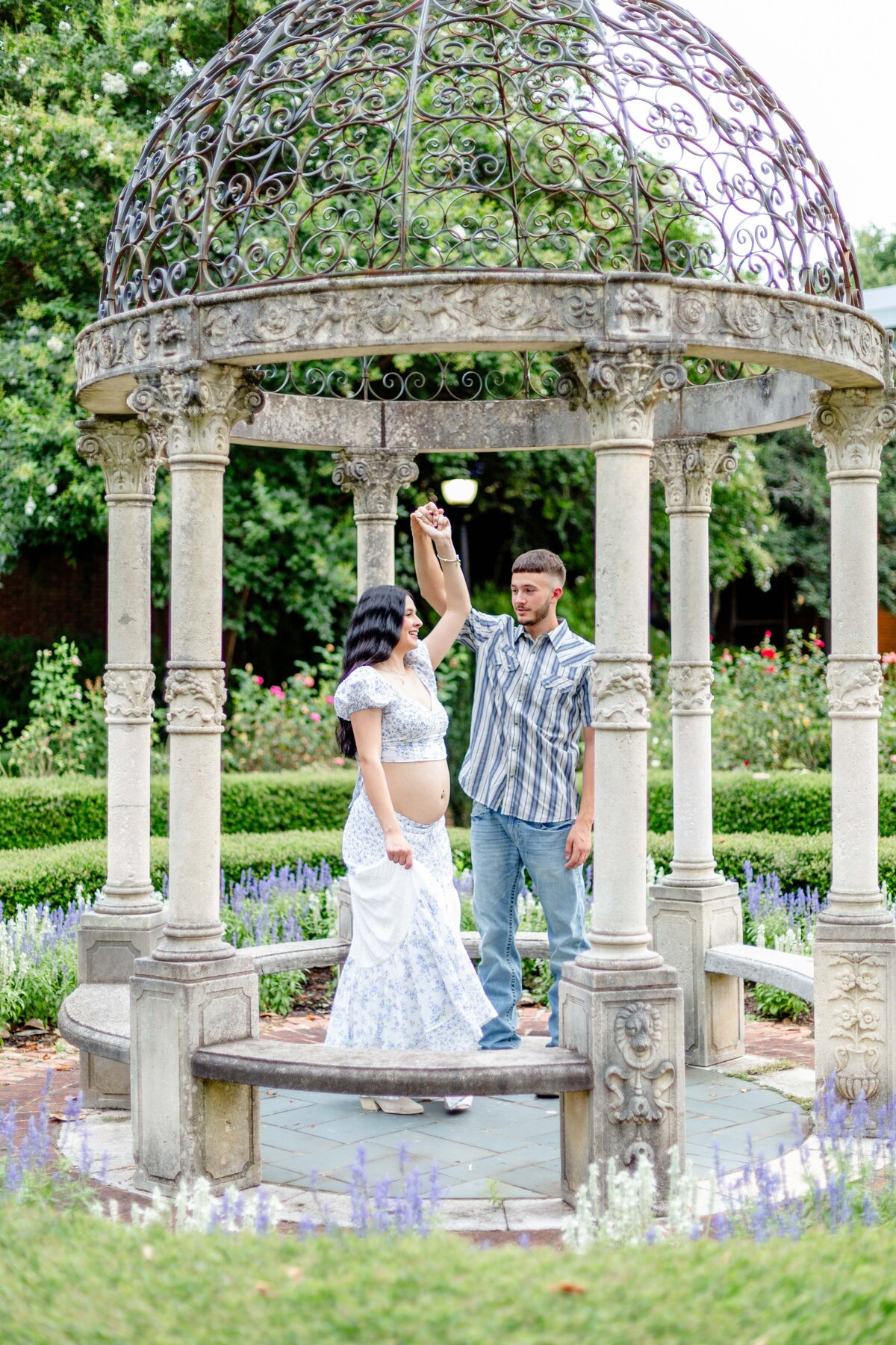 Greenville-SC-summer-maternity-session-Magnolia-and-grace-photography-co-GenevieveH# (1)-14