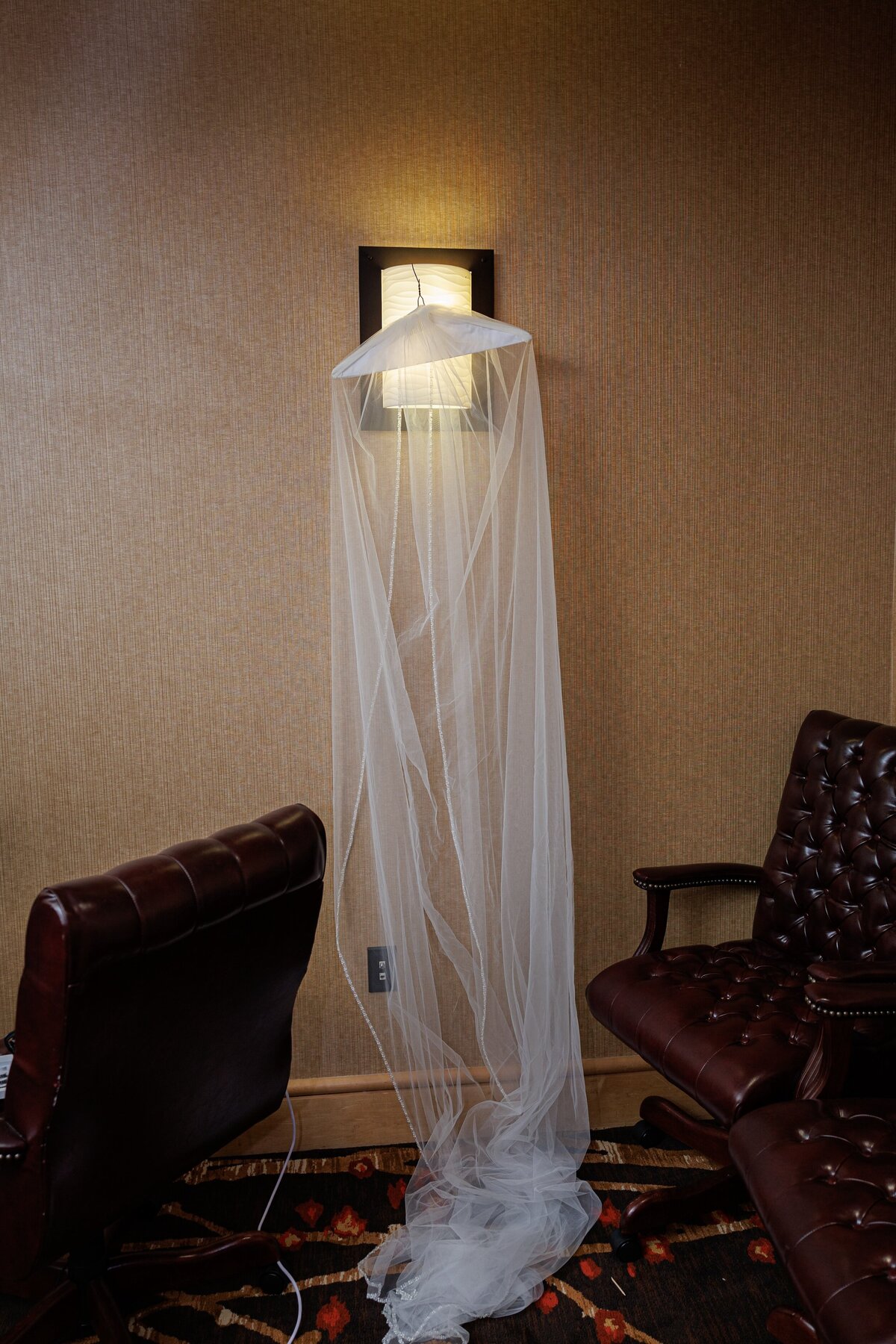 bride-getting-ready-springfield-country-club-ma-2