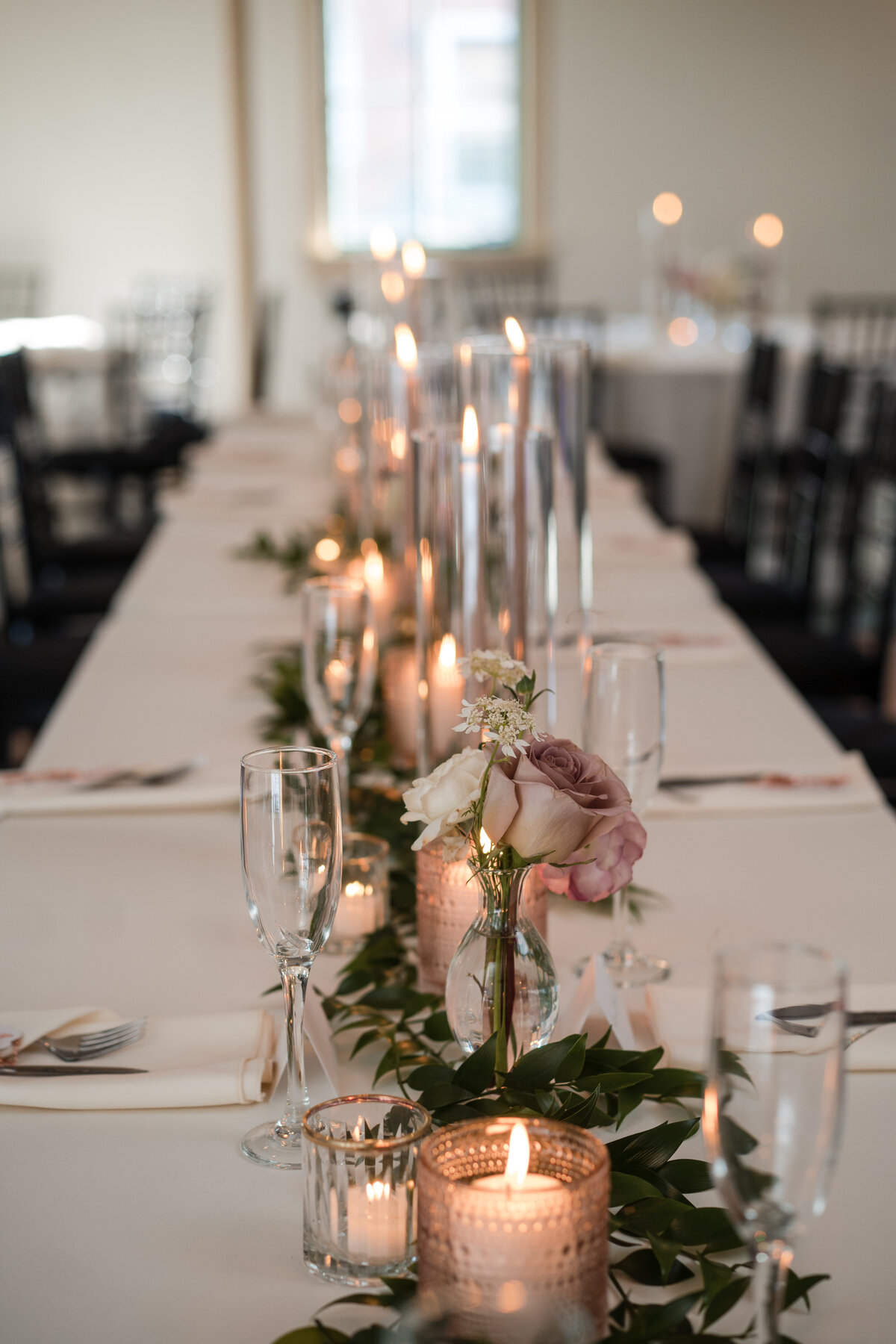 dusty-roses-greenery-and-candles-centerpiece-ideas