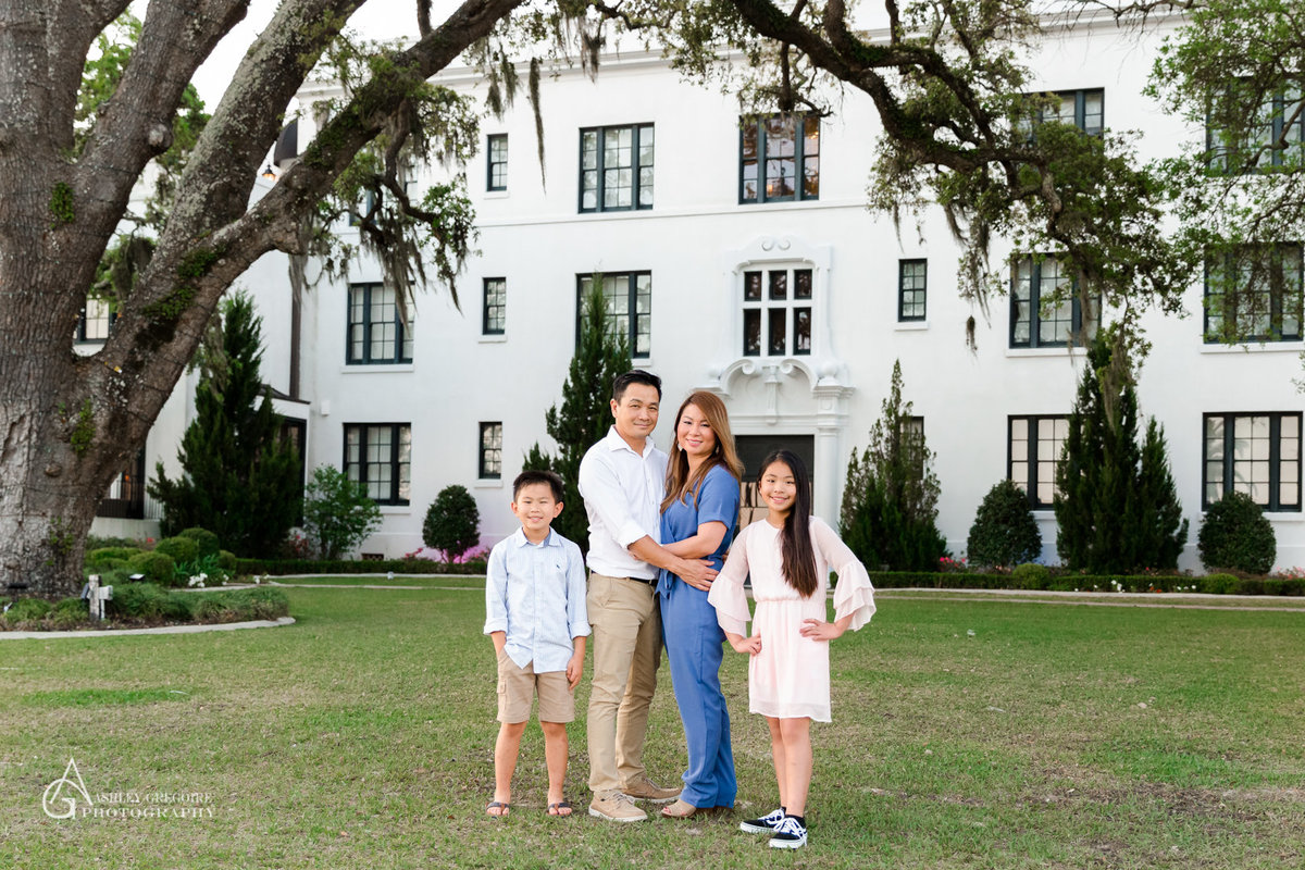 Ashley Gregoire Photography - Family Portraits - Kristy Truong