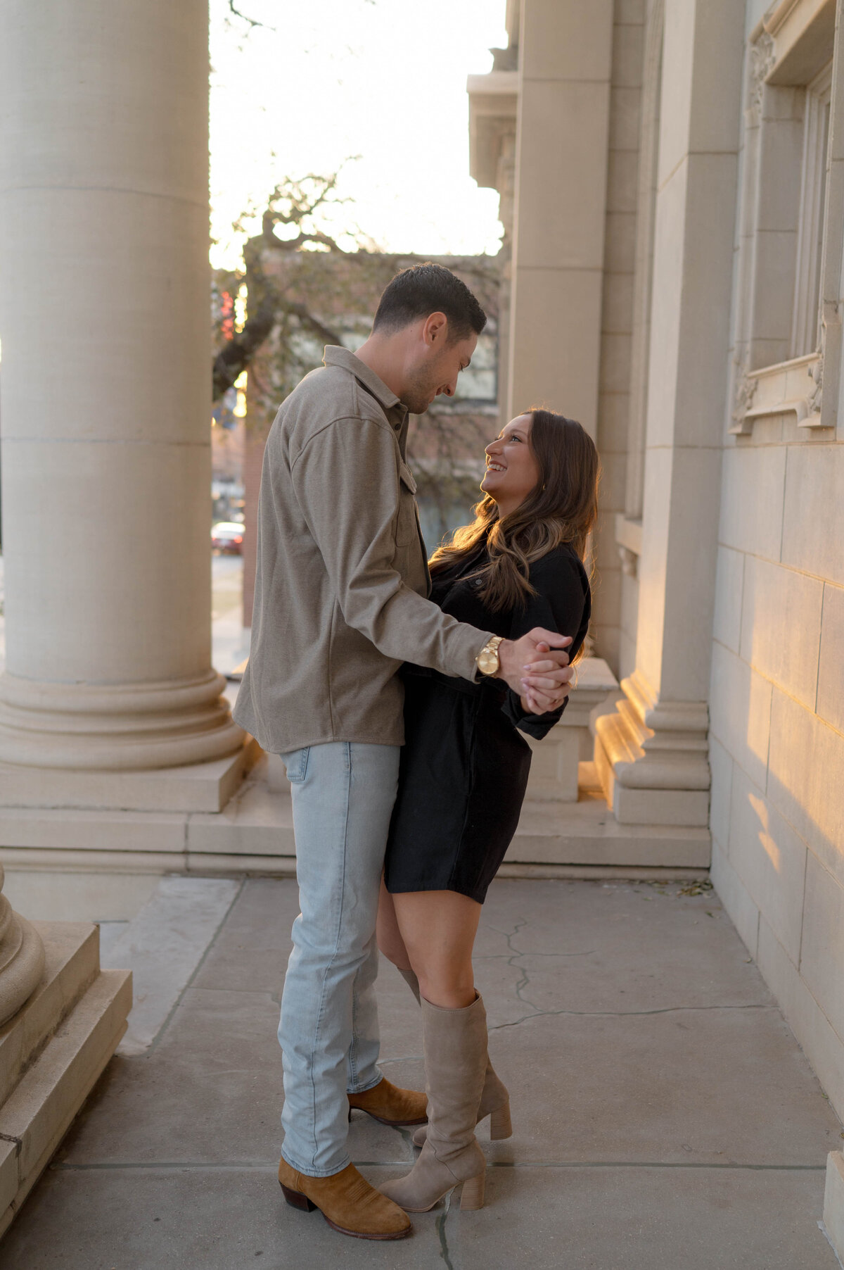 engagement photos in oklahoma city at frontline church