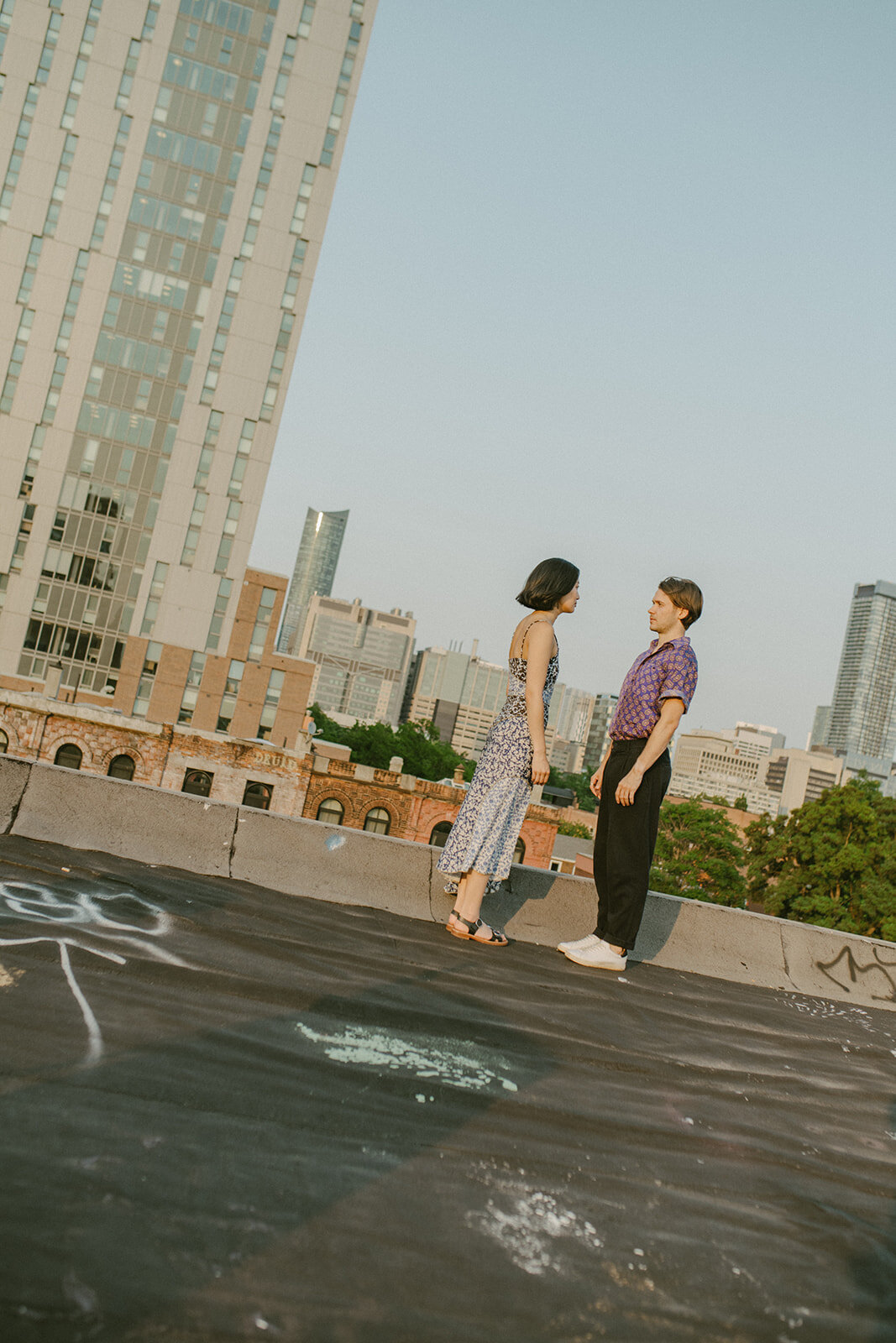 a-toronto-rooftop-engagement-session-downown-romatic-carefree-candid-authentic-2415