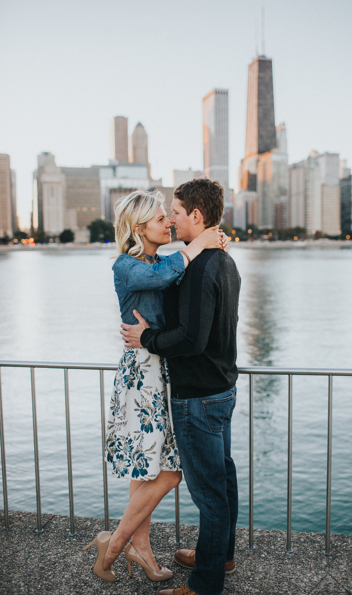Chicago-Engagement-Photographer_27