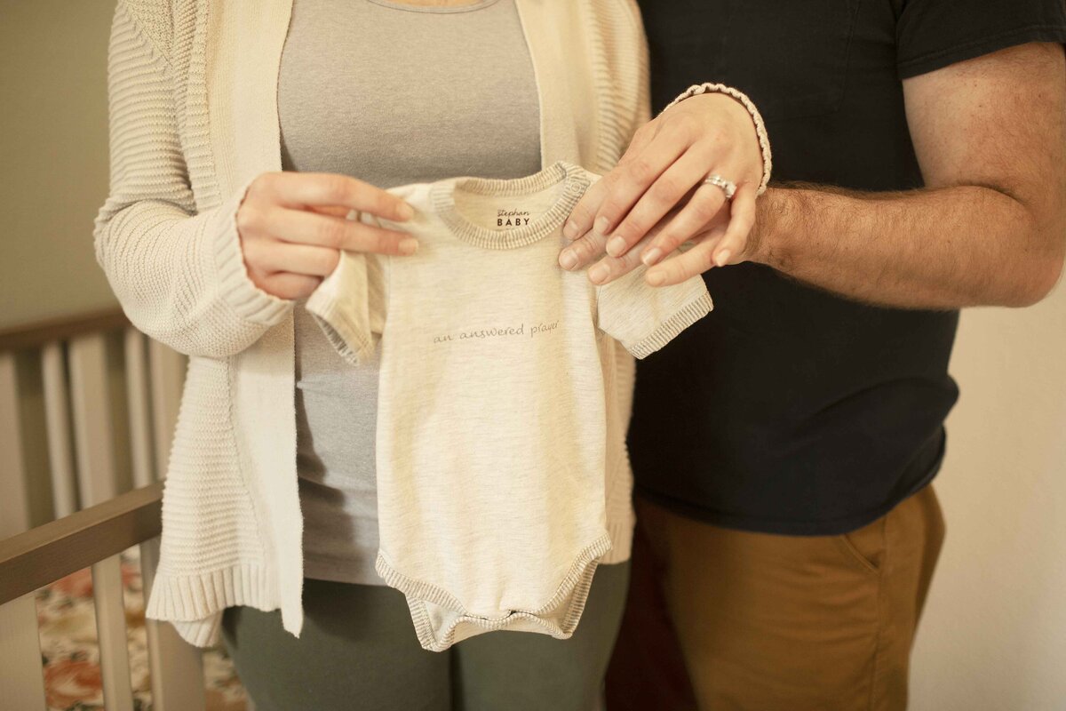 Aledo-home-maternity-photographer-chunky-monkey-photography