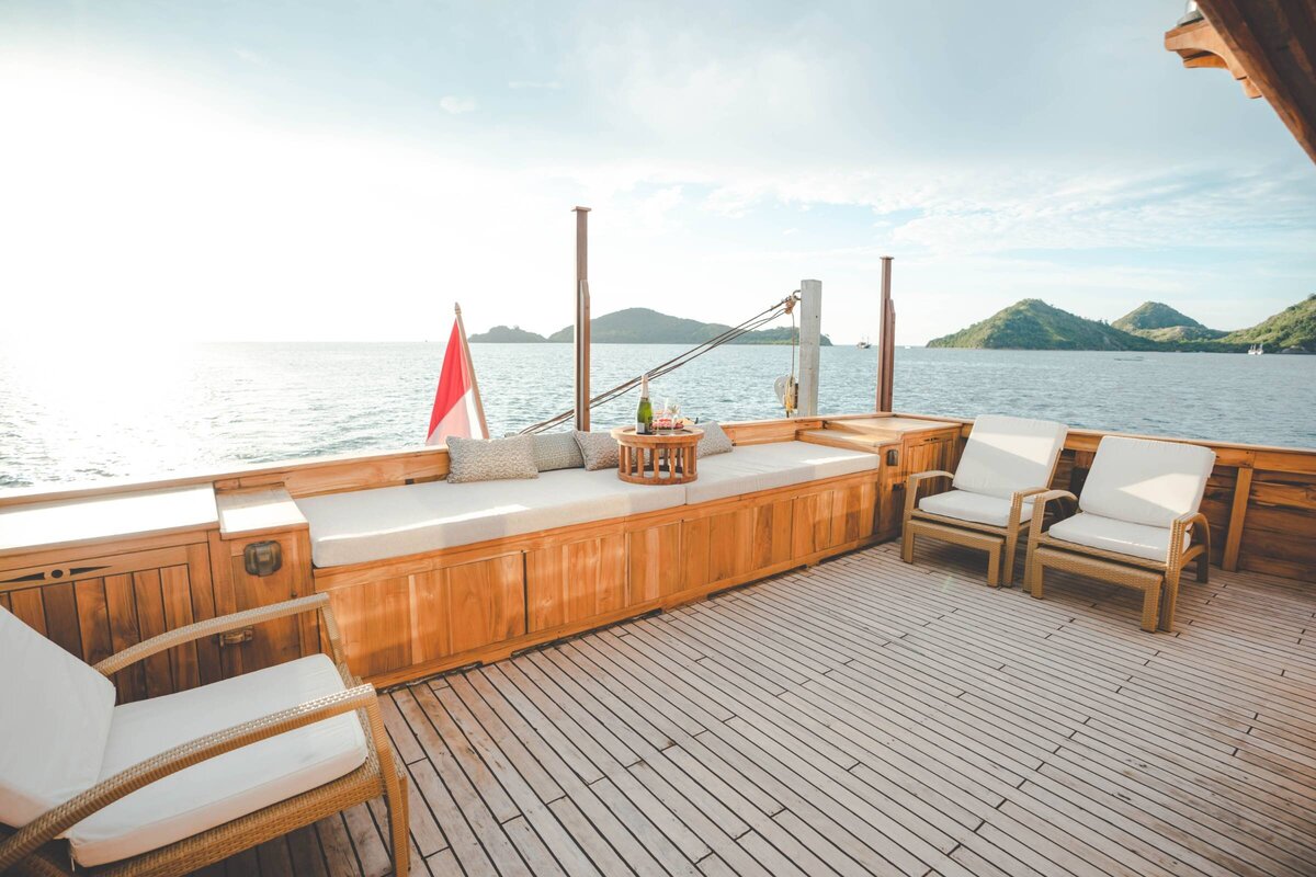 Luxury Yacht Charter Indonesia MISCHIEF-36