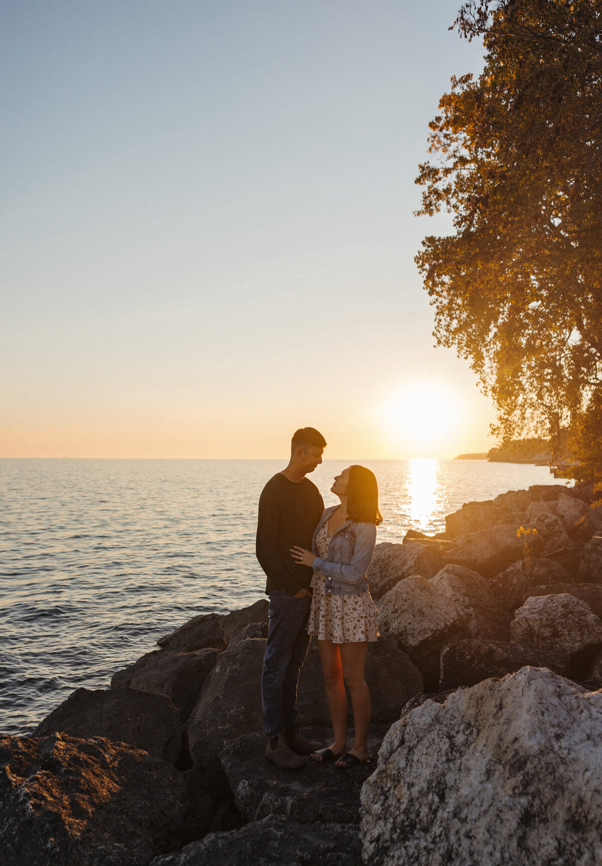 Kingsville_Windsor_Fall_Autumn_Engagement_Photos015