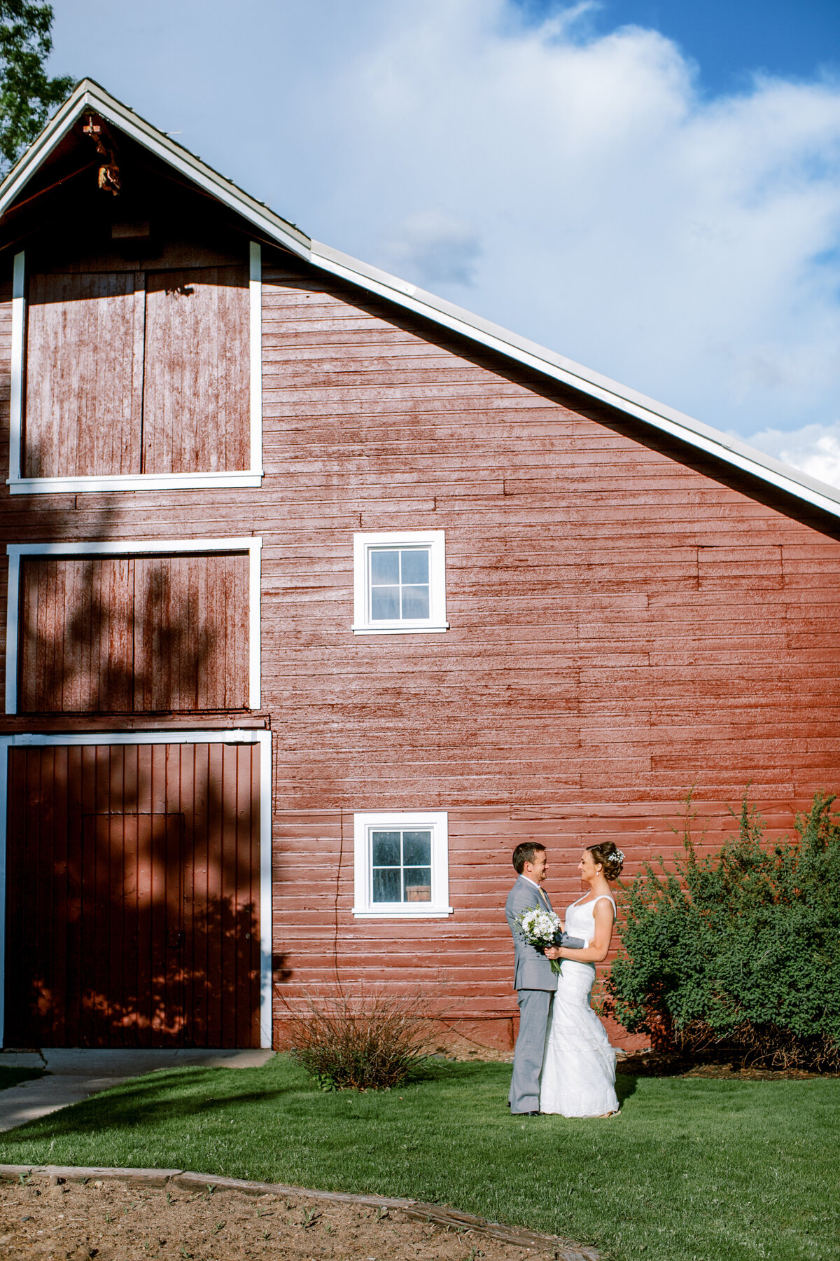 barn-at-raccoon-creek-littleton-wedding-24