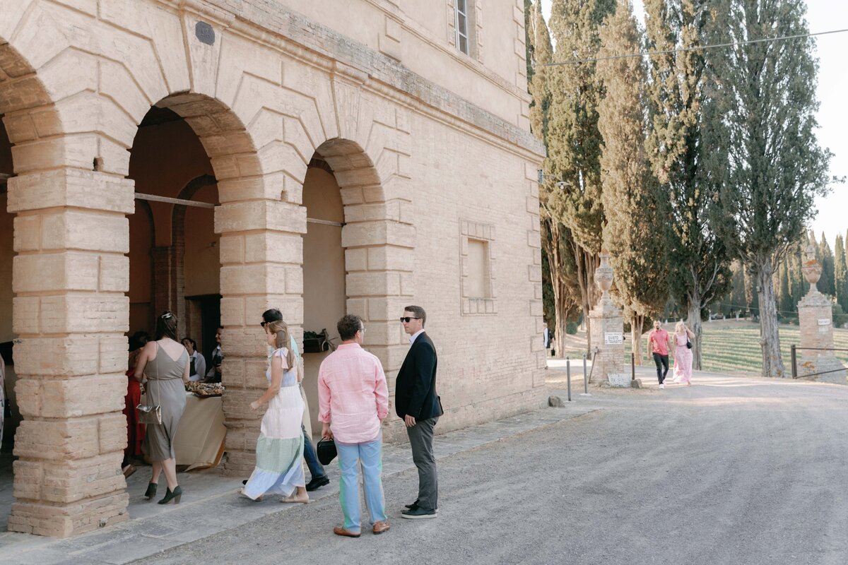Flora_And_Grace_Tuscany_Fashion_Wedding_Photographer-8