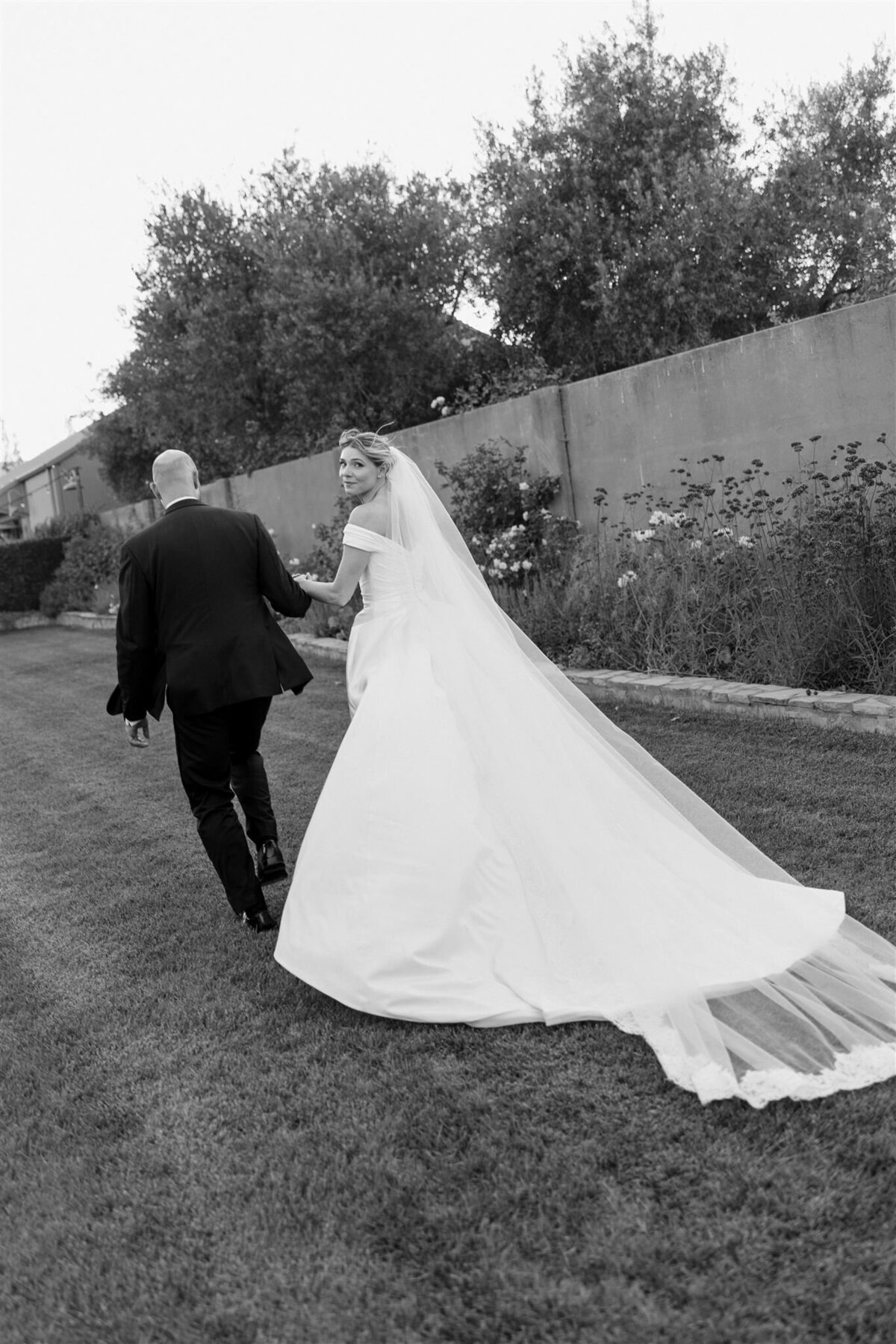 Ruby&Erik's Wedding 8.8.25_First Look-CouplesPortraits-64_websize