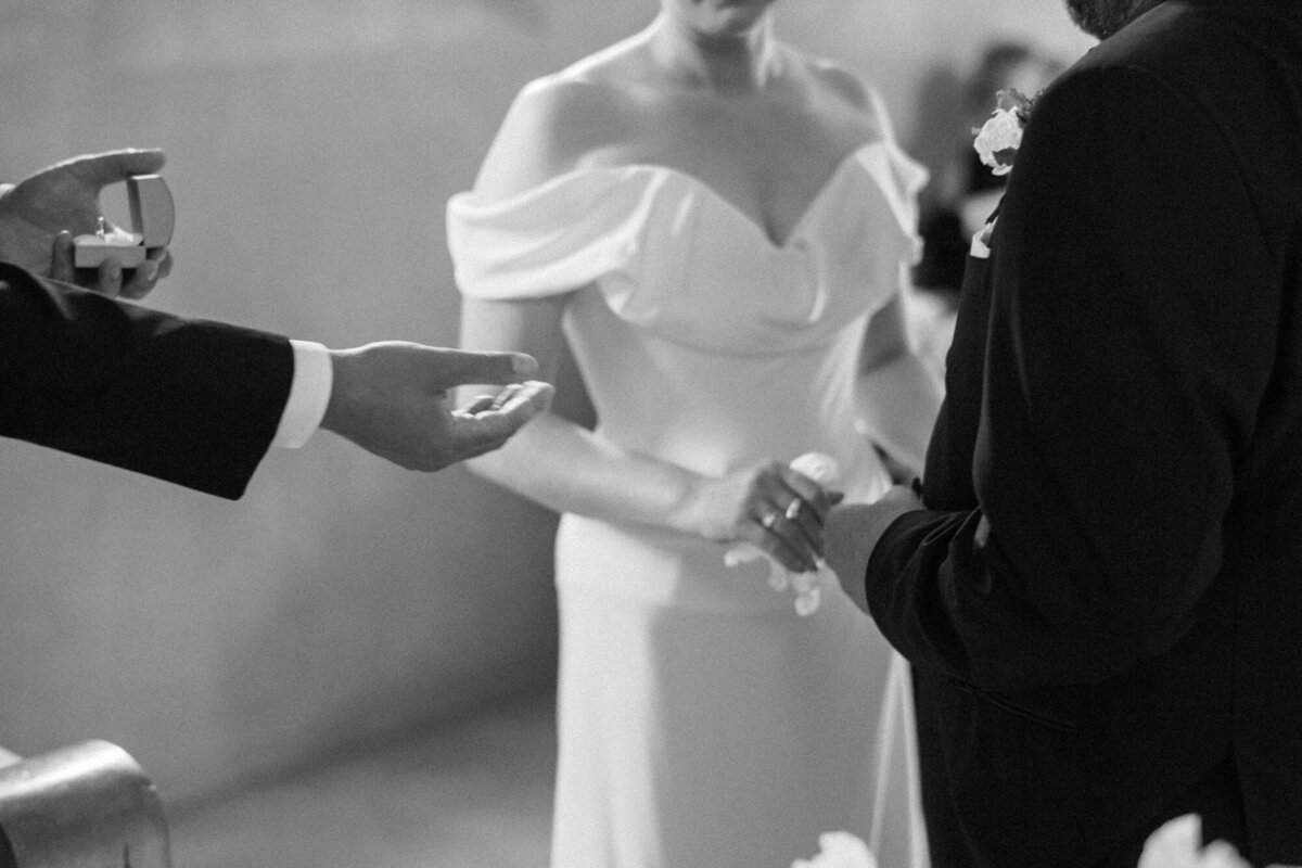 Maïlys Fortune Photography Husband Wife Wedding Weddings Photography France Switzerland Italy Timeless Dreamy Imagery Bilingual French English Destination Weddings Destination Wedding Provence French Riviera Paris Lake Como Tuscany92