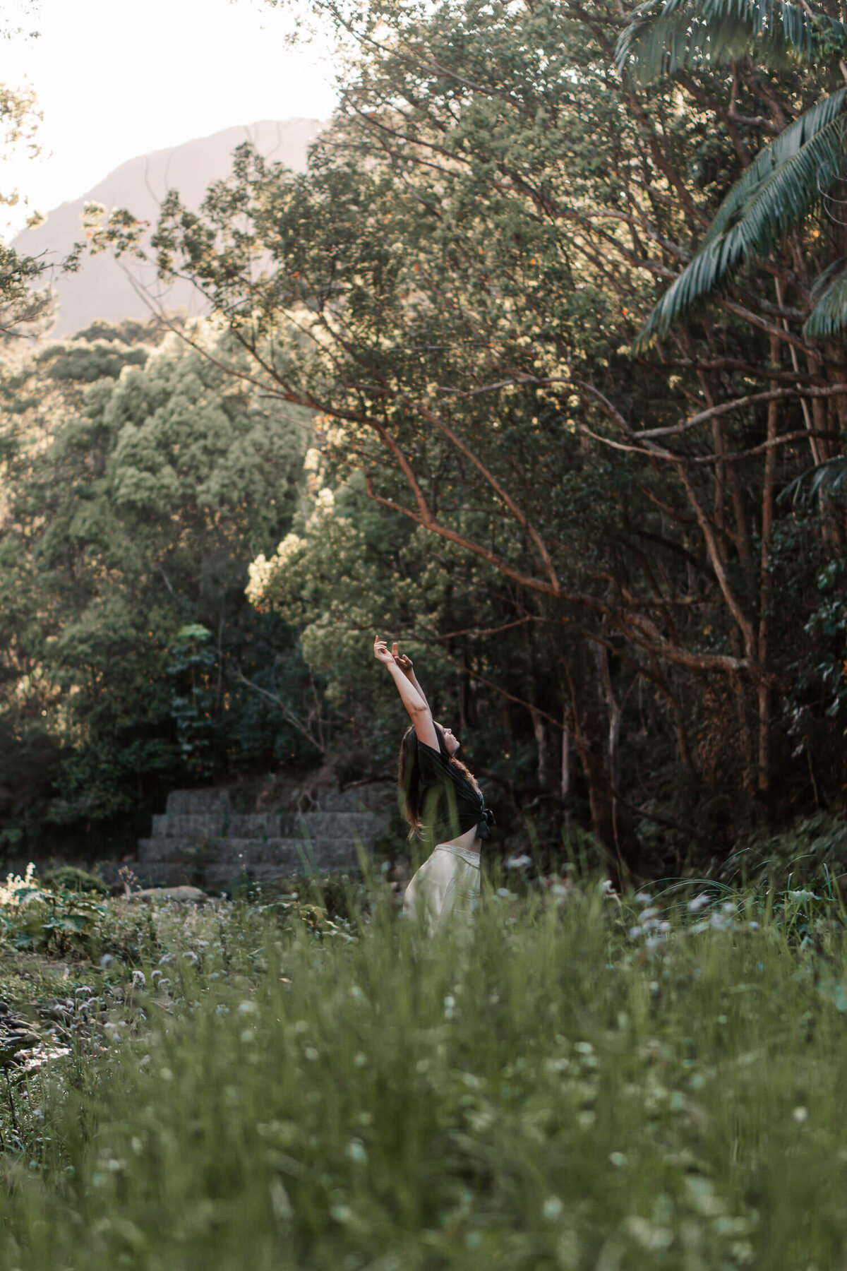 69- forest yoga photoshoot eloise yogaroo