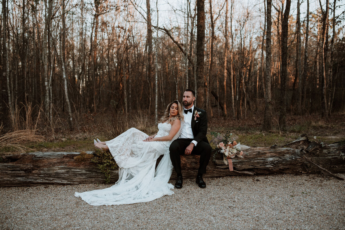 Dove-Hollow-Estate-Elopement-Longview-Texas.Klayne.Photography.2-1-21.2(185of245)