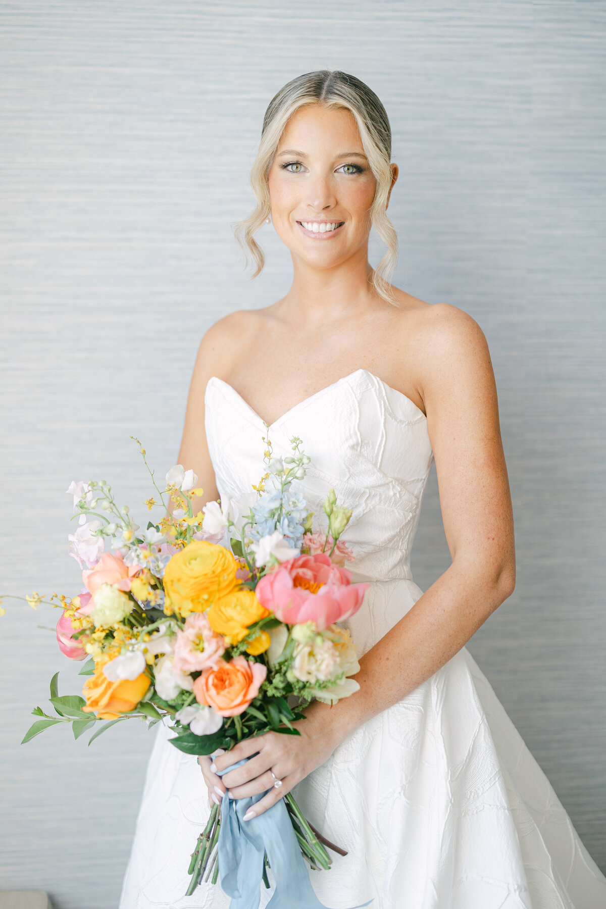 Montauk Yacht Club Bridal Suite, Long Island Wedding Photographer, NYC Bright and Airy Wedding Photographer