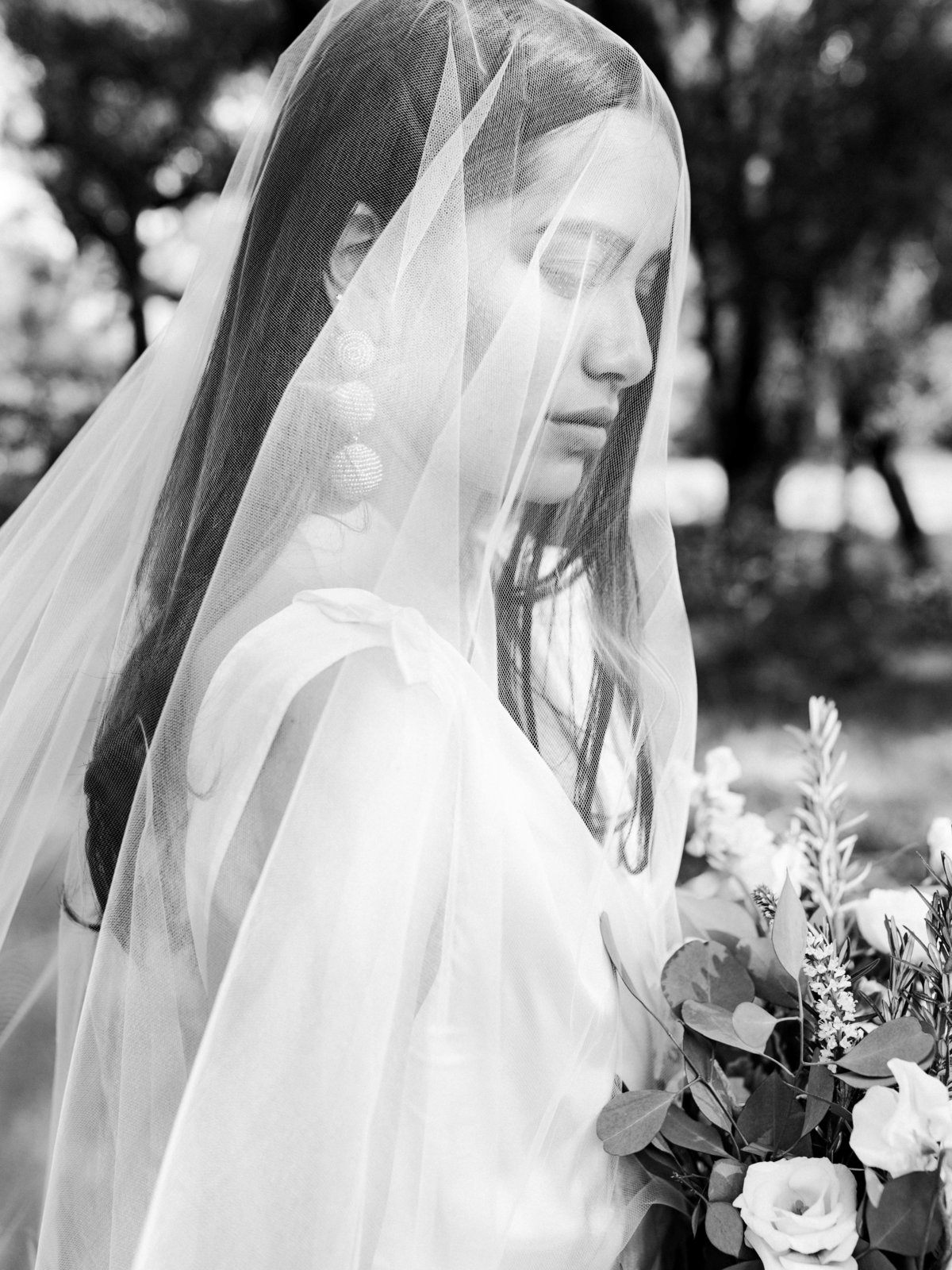 Babsie-Ly-Photography-Fine-Art-Film-Wedding-Bridal-Editorial-in-Hidden-Oaks-San-Diego-125