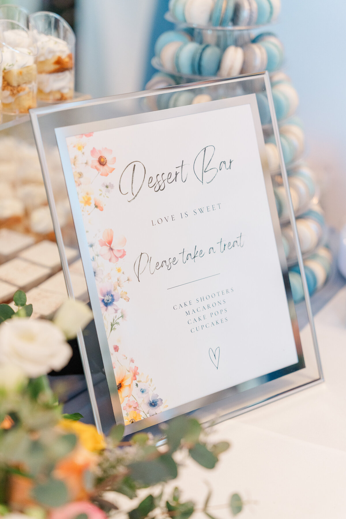 Chateaux at Fox Meadows Colorful Spring Wedding Light and Airy Elena Spraguer Photography  0146