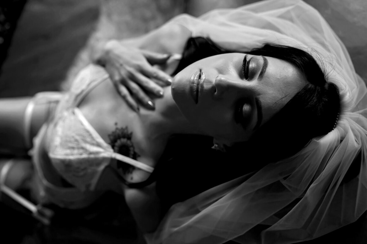Illinois-Wedding-Boudoir-173